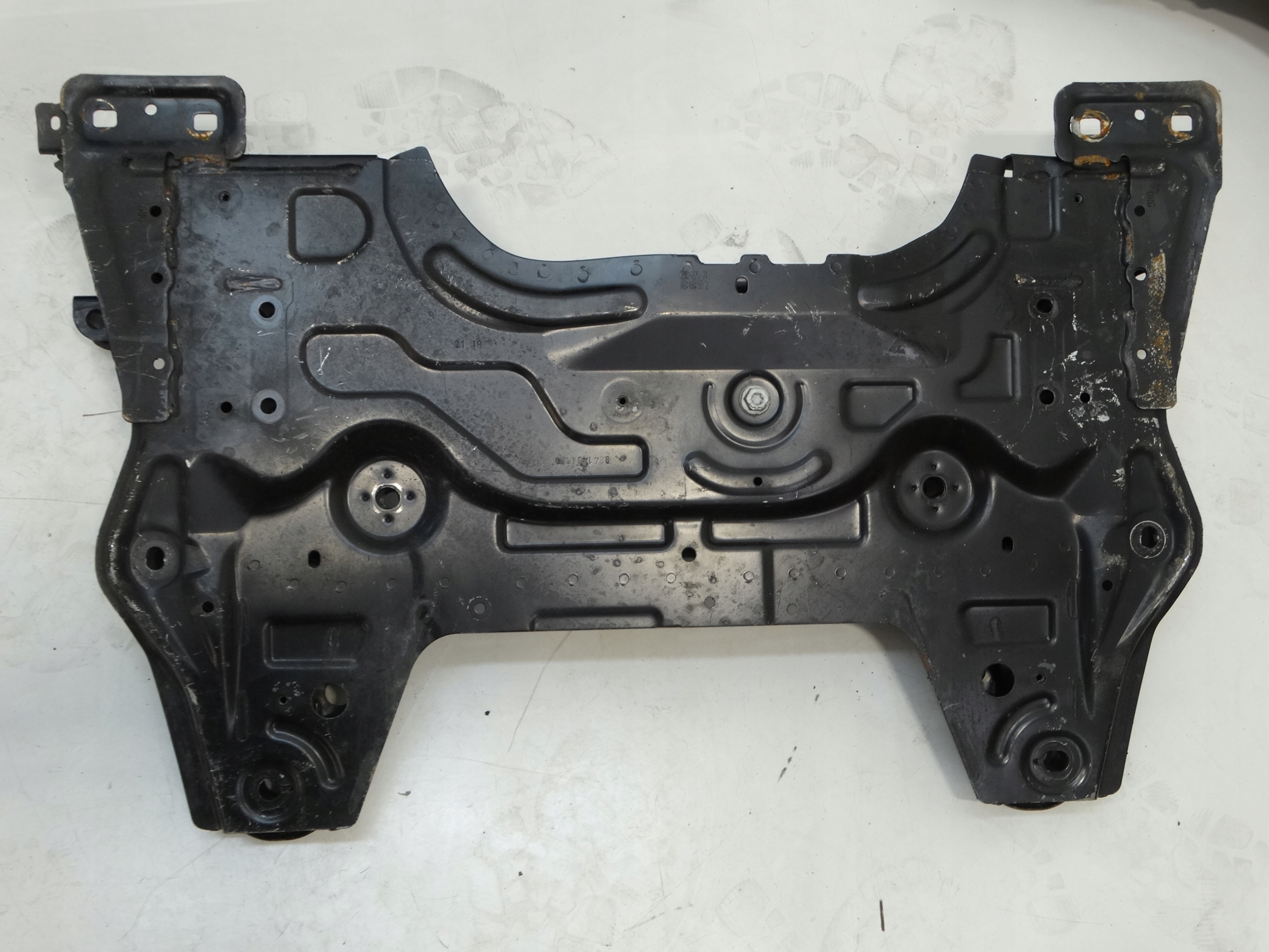 subframe axle beam axle beam front CITROEN C4 III 1.5 DIESEL 22R. 9841458080