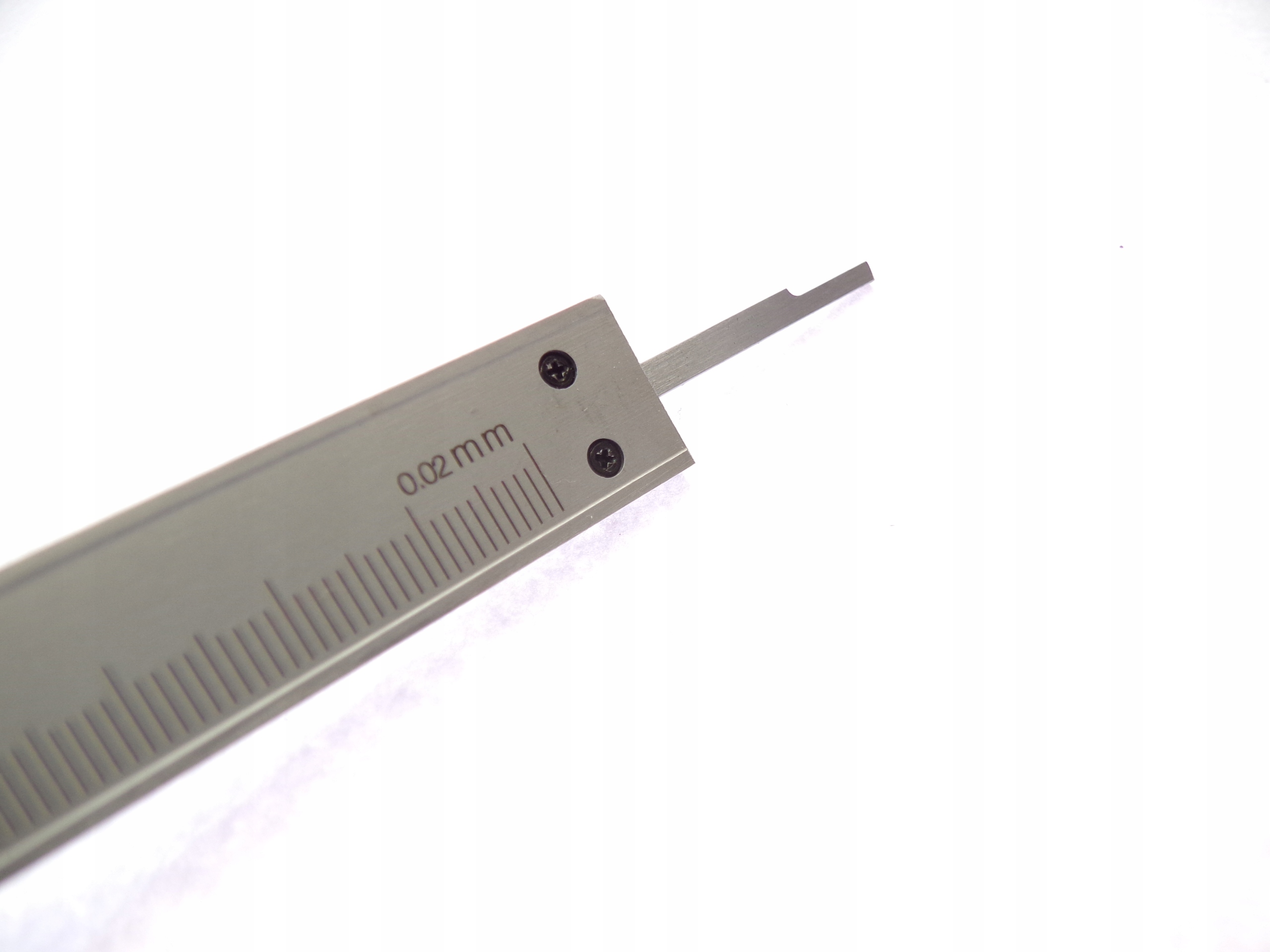 SUWMIARKA NONIUSZOWA L150 0,02 AUTO-LOCK Dokładność pomiaru 0.02 +/- mm