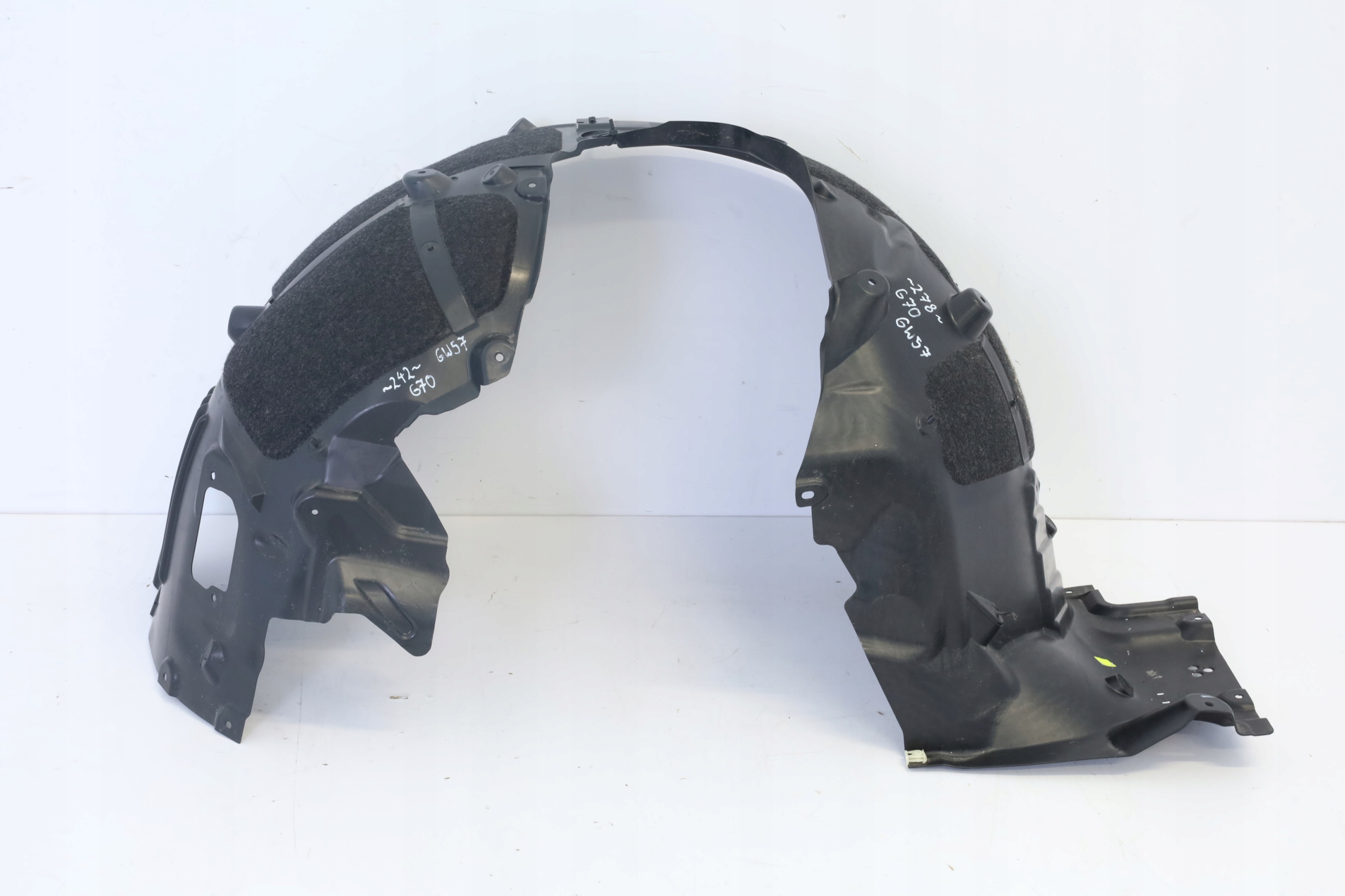 NADKOLE PRAWY PRZÓD BMW G70 9498278 9621242