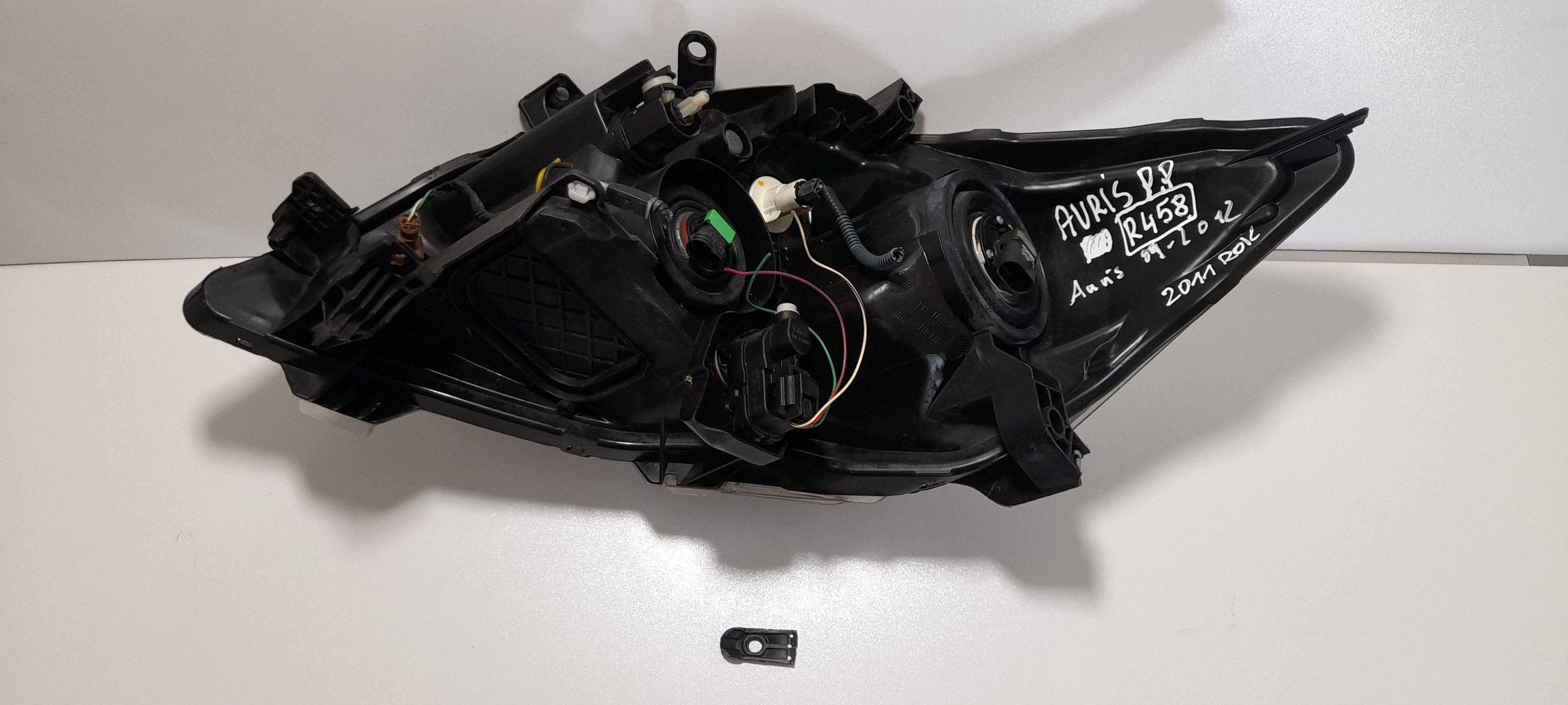 Toyota Auris e Lift E15 2009-2012r Reflektor Destra 09083 (R458)
