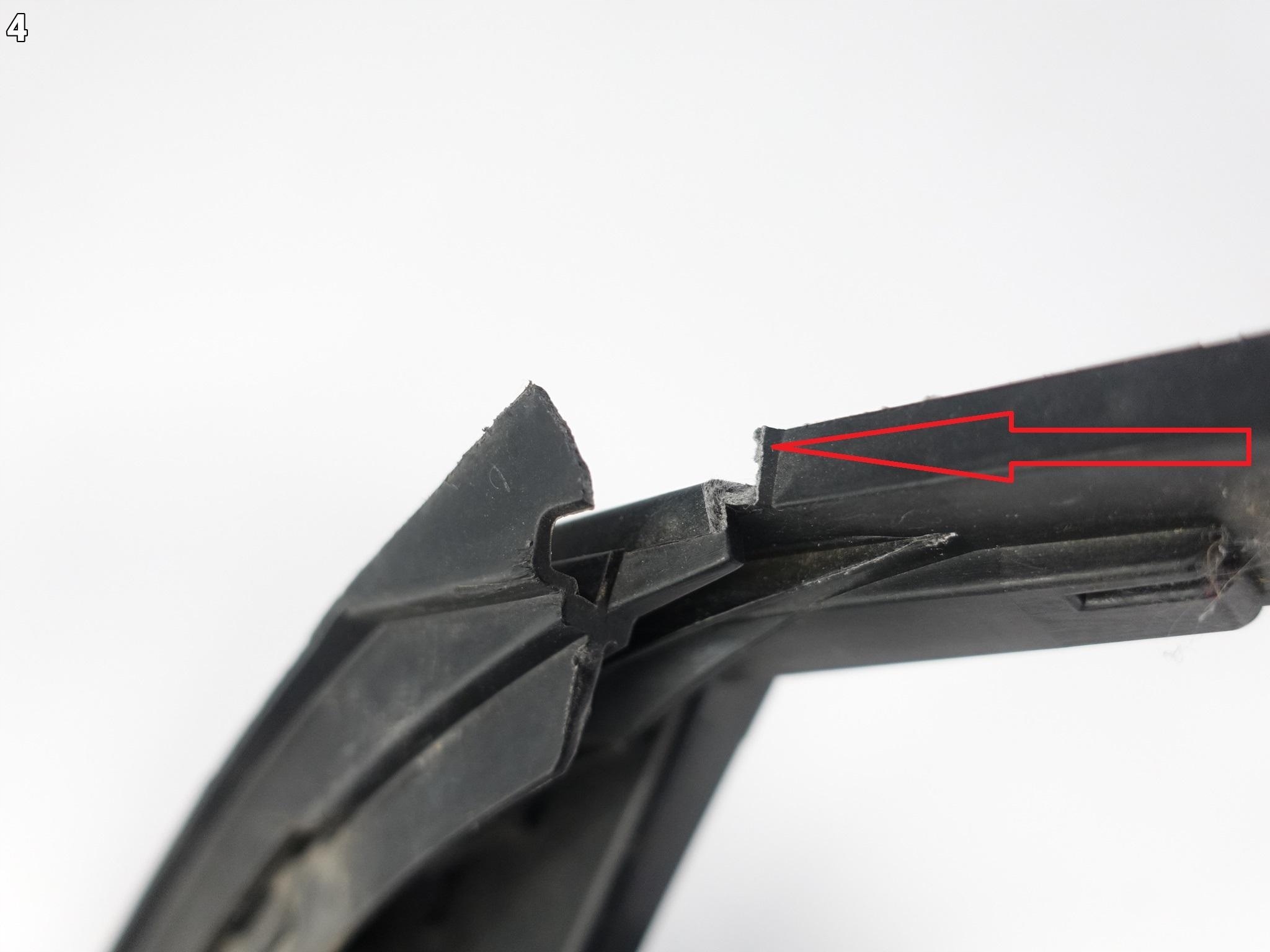 SUBARU FORESTER V SK 18- support holder lights W bumper right front