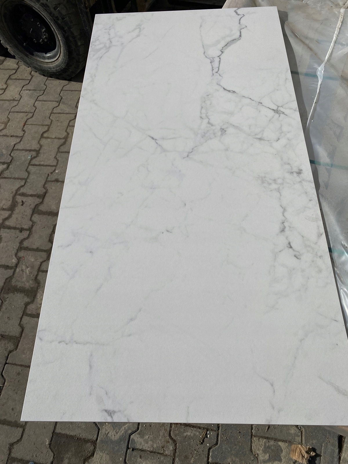 Płytka 60x120 Calacatta Marble Mat
