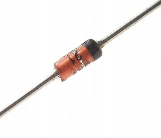 

Dioda Zenera BZX55C3V3 3.3V DO-35 0.5W 3V3 10szt.