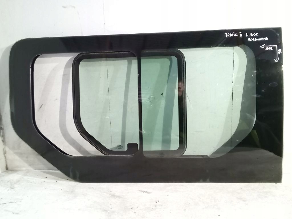 Renault Trafic II 2 window bodywork left uchylna przesuwna 119x66