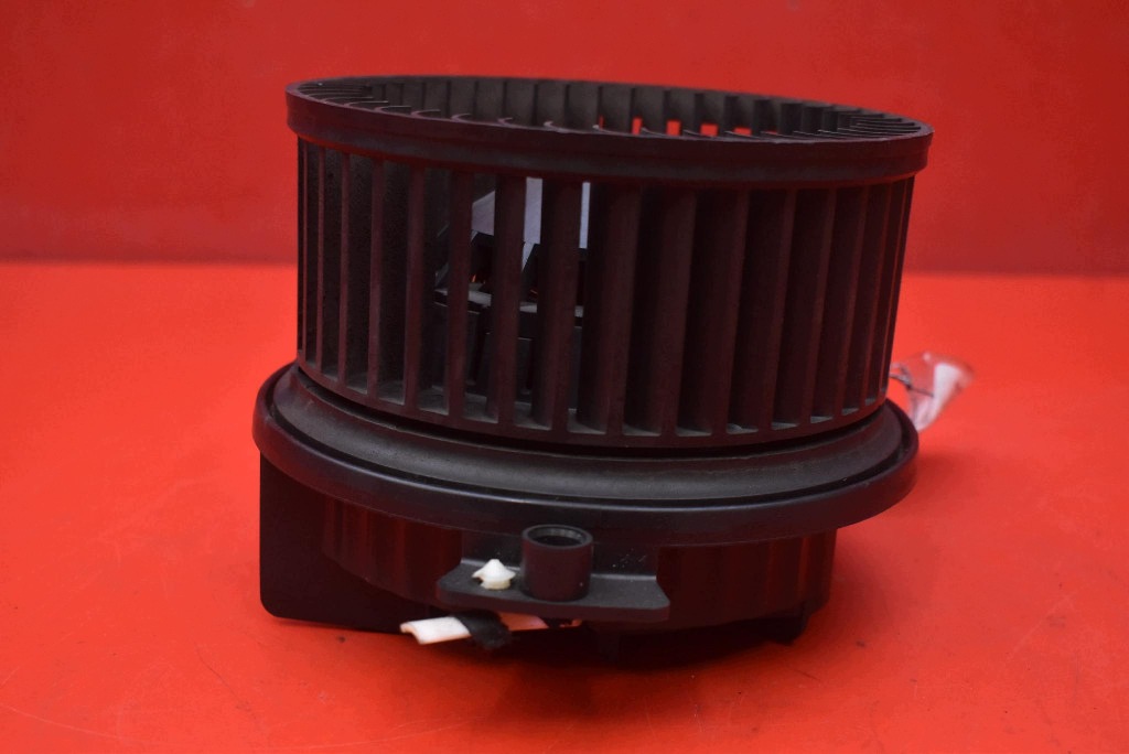 kúrenie ventilátor klími EU 8E1820021E AUDI A4 B7 04-08