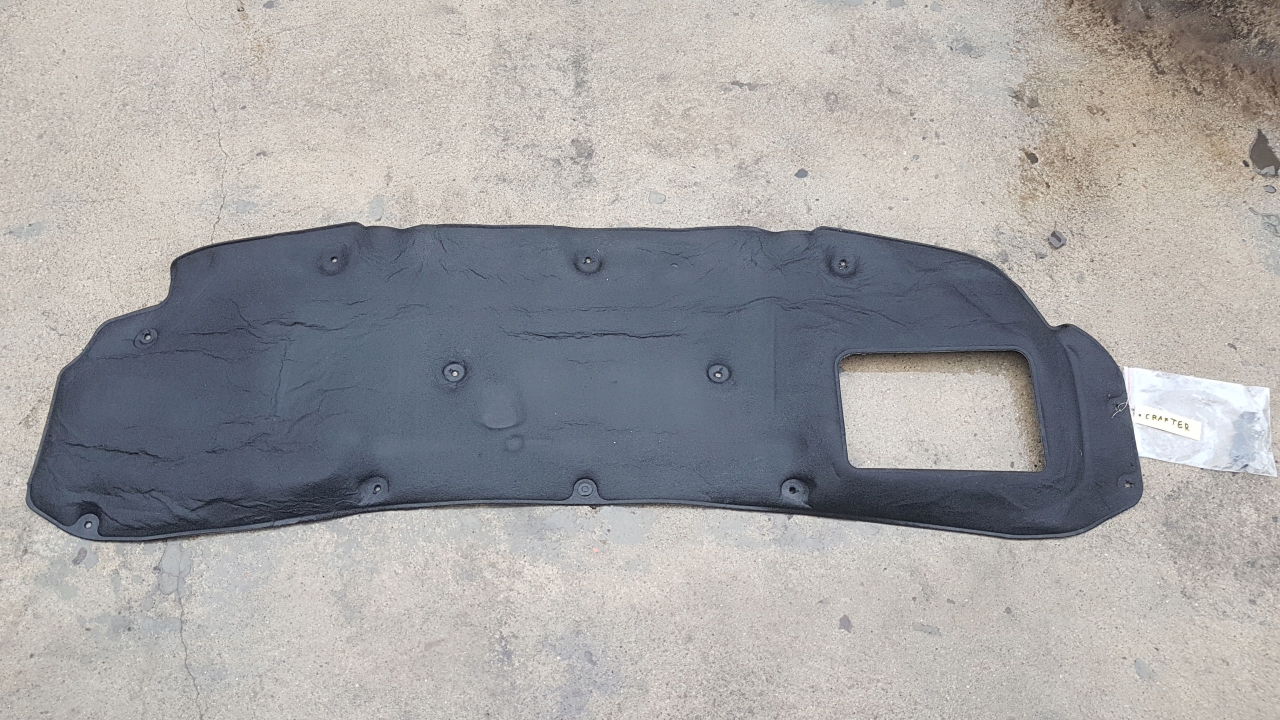 Insonorisation du capot + Bouchons VW CRAFTER 06-16