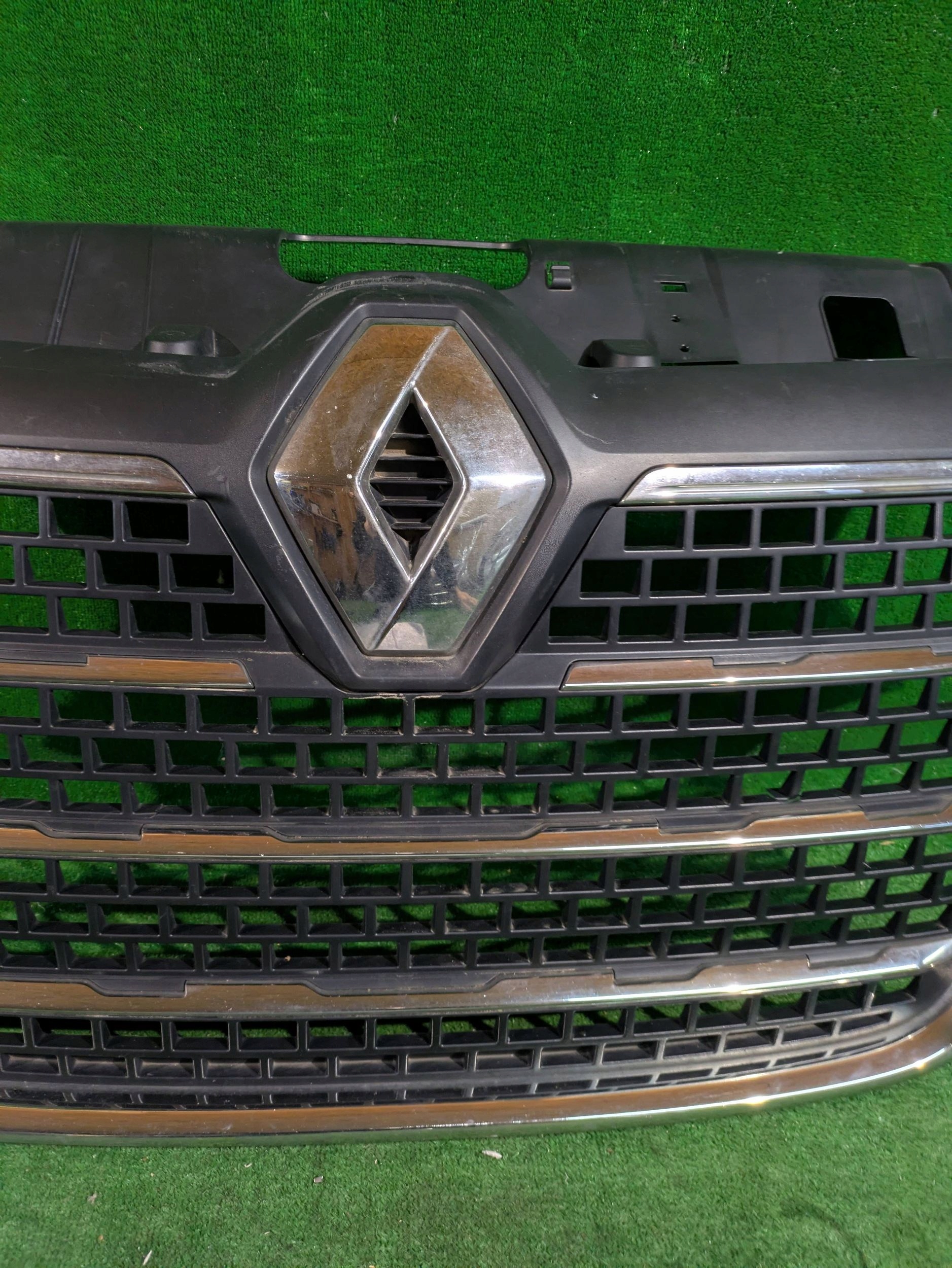 grill grille radiator RENAULT MASTER IV NR.A12