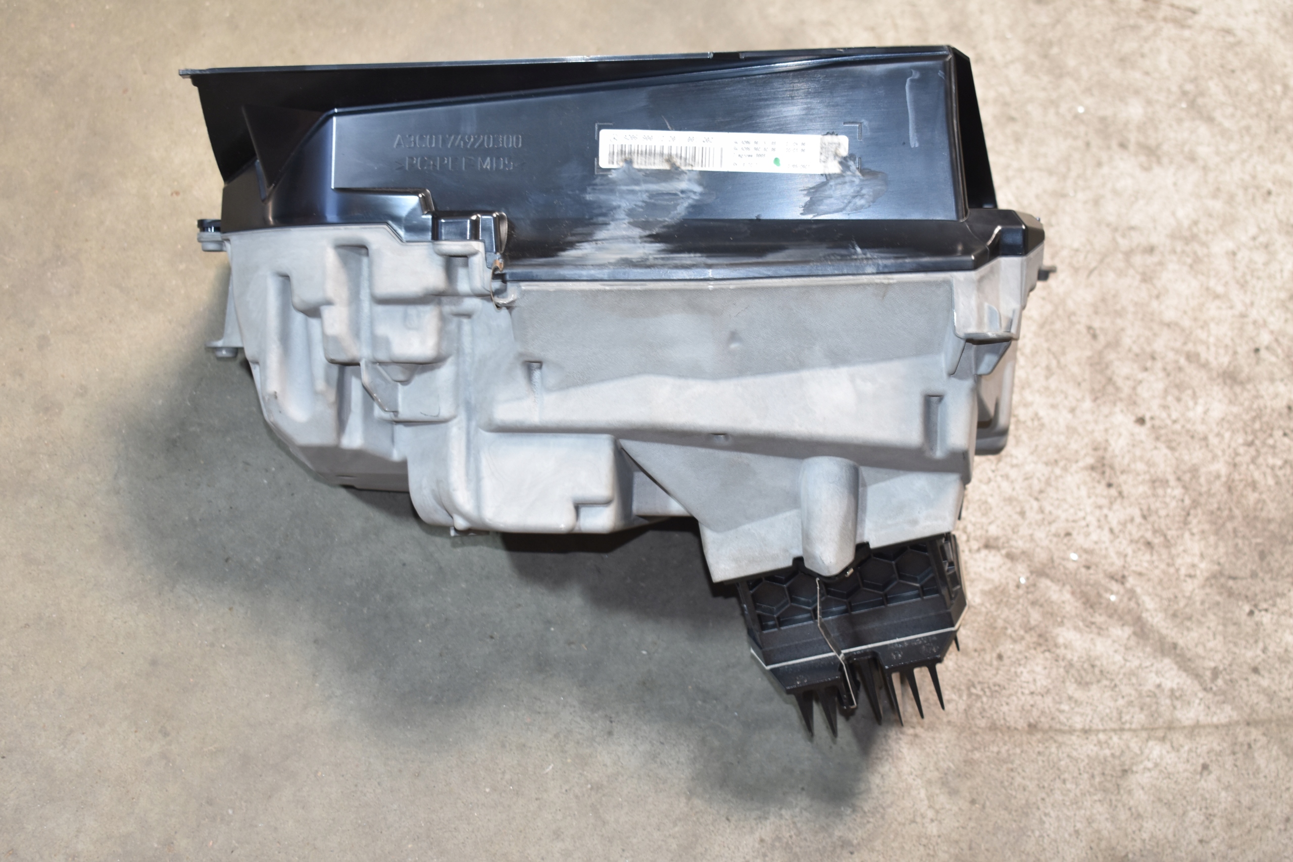 IDEALNY display HEAD-UP MERCEDES W206 1