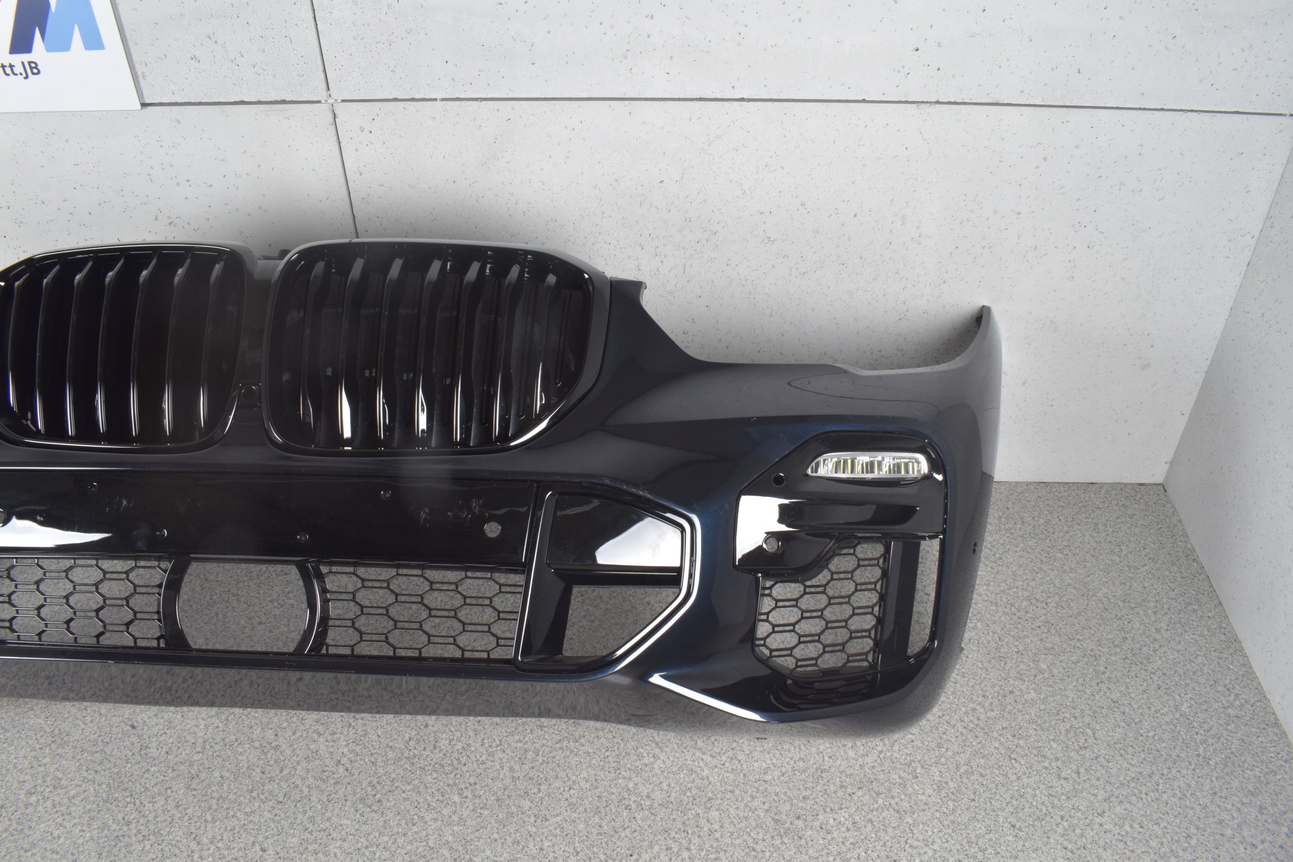 ZDERZAK BMW X5 G05 M-PAKIET KOLOR 416 CARBON Producent części BMW OE