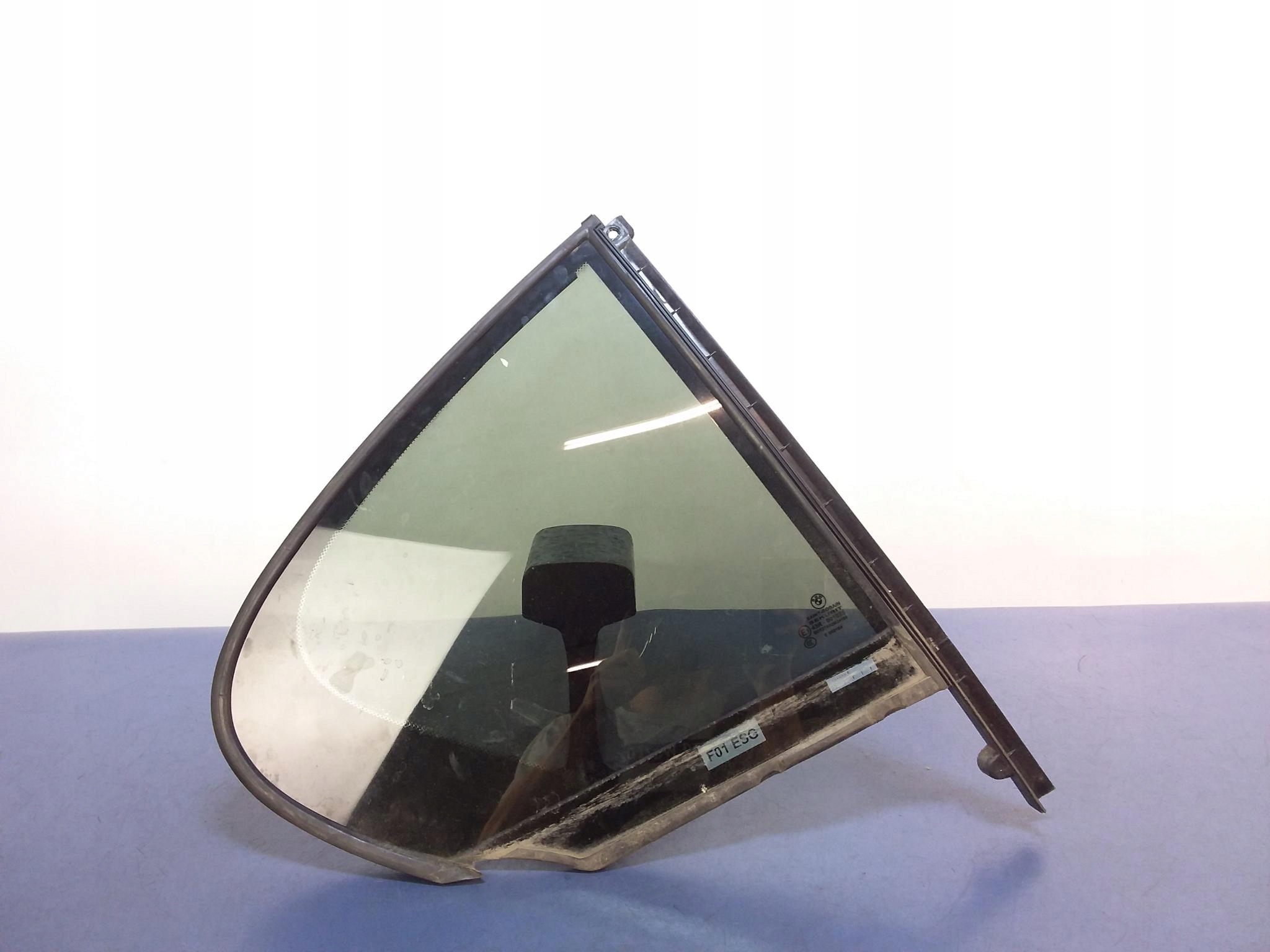 BMW 7 F01 LCI скло трикутник двері правий задній