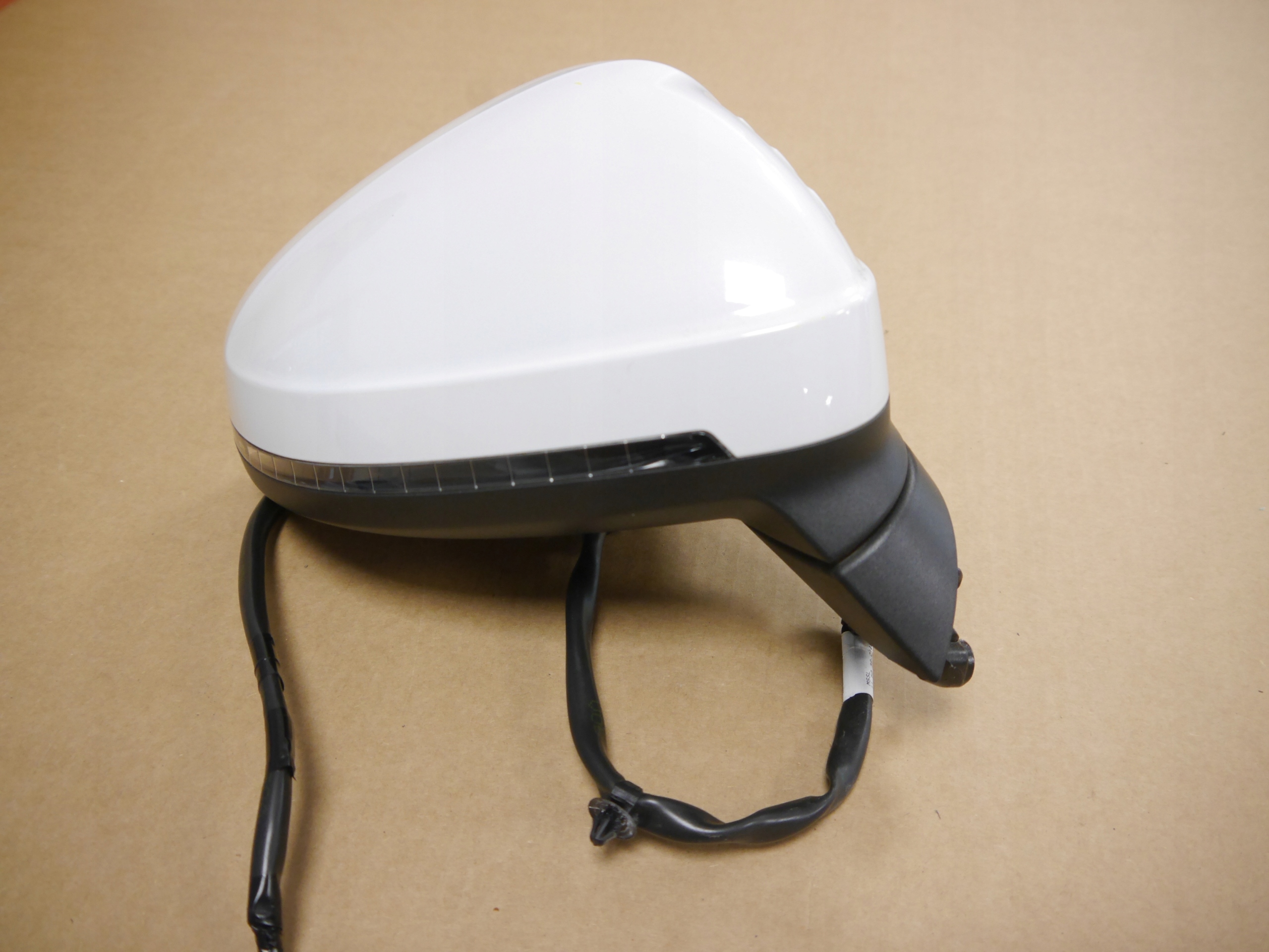 AUDI A5 8W LUSTERKO PRAWE 12 PIN LS9R SPORTBACK