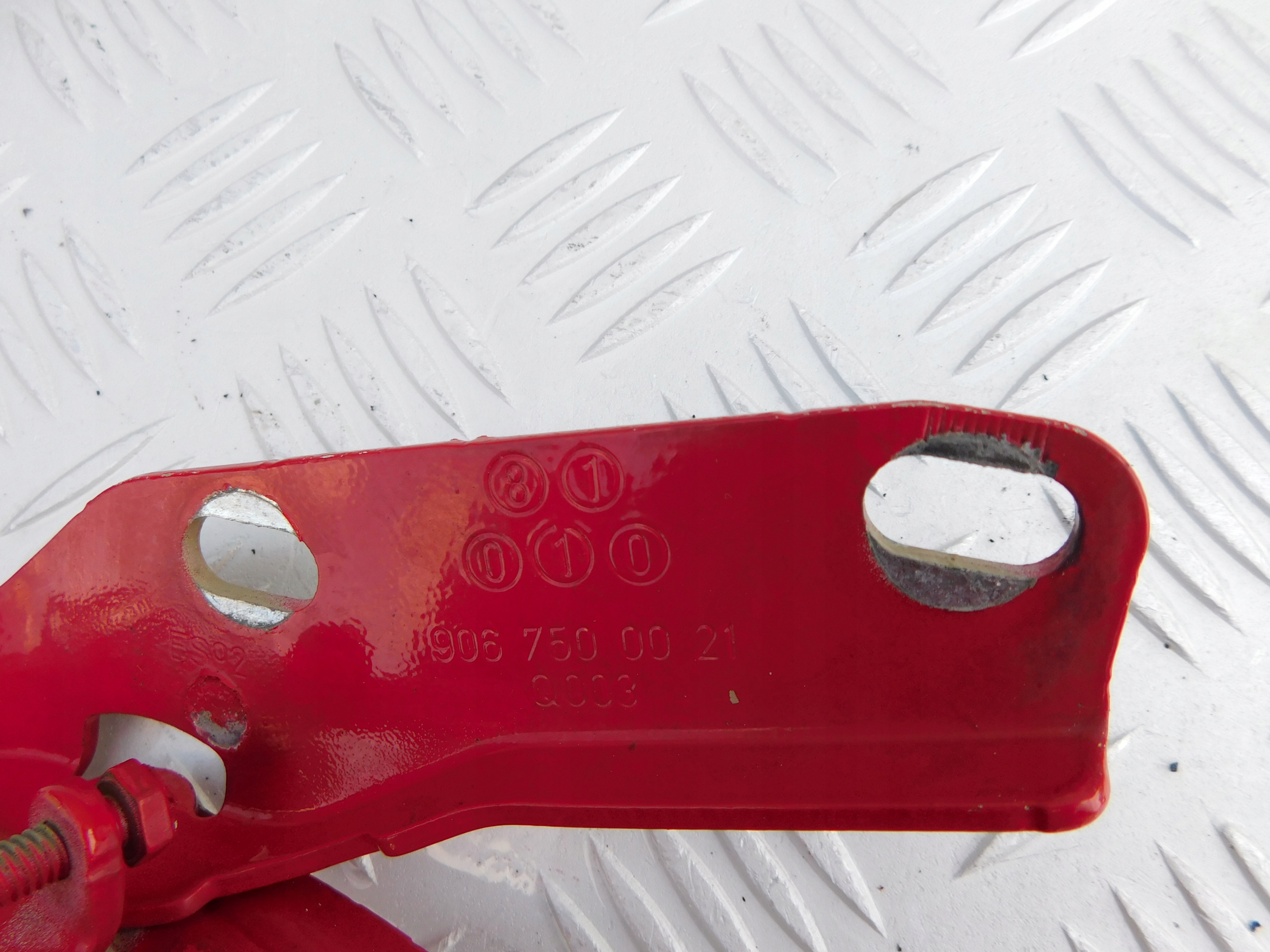Mercedes Sprinter 906 VW Crafter hinge bonnet hinges 2 szt 06-17r red