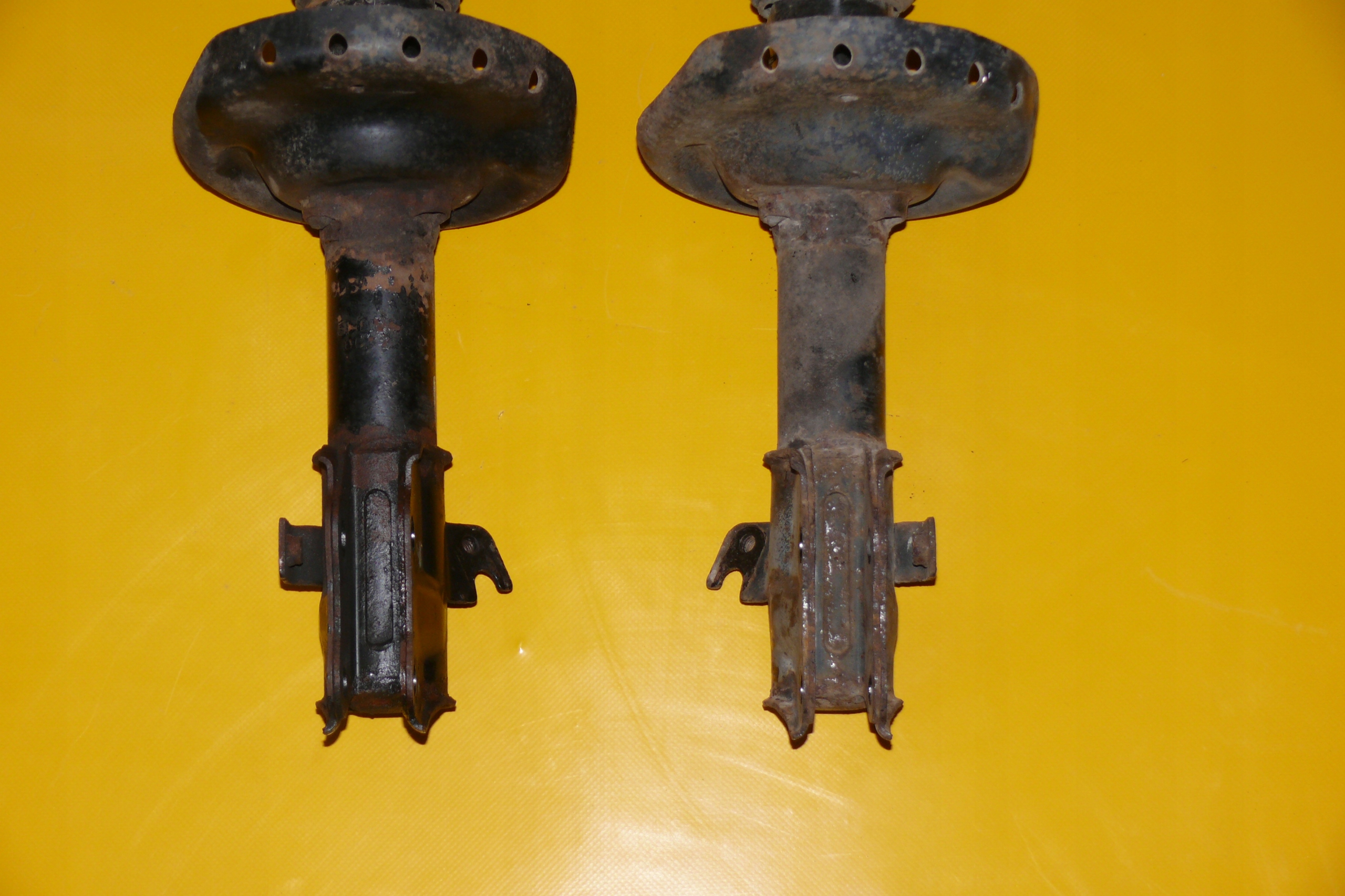 shock absorbers front front SUBARU IMPREZA III 3 XV 2.0D 150KM EE20Z 07-11