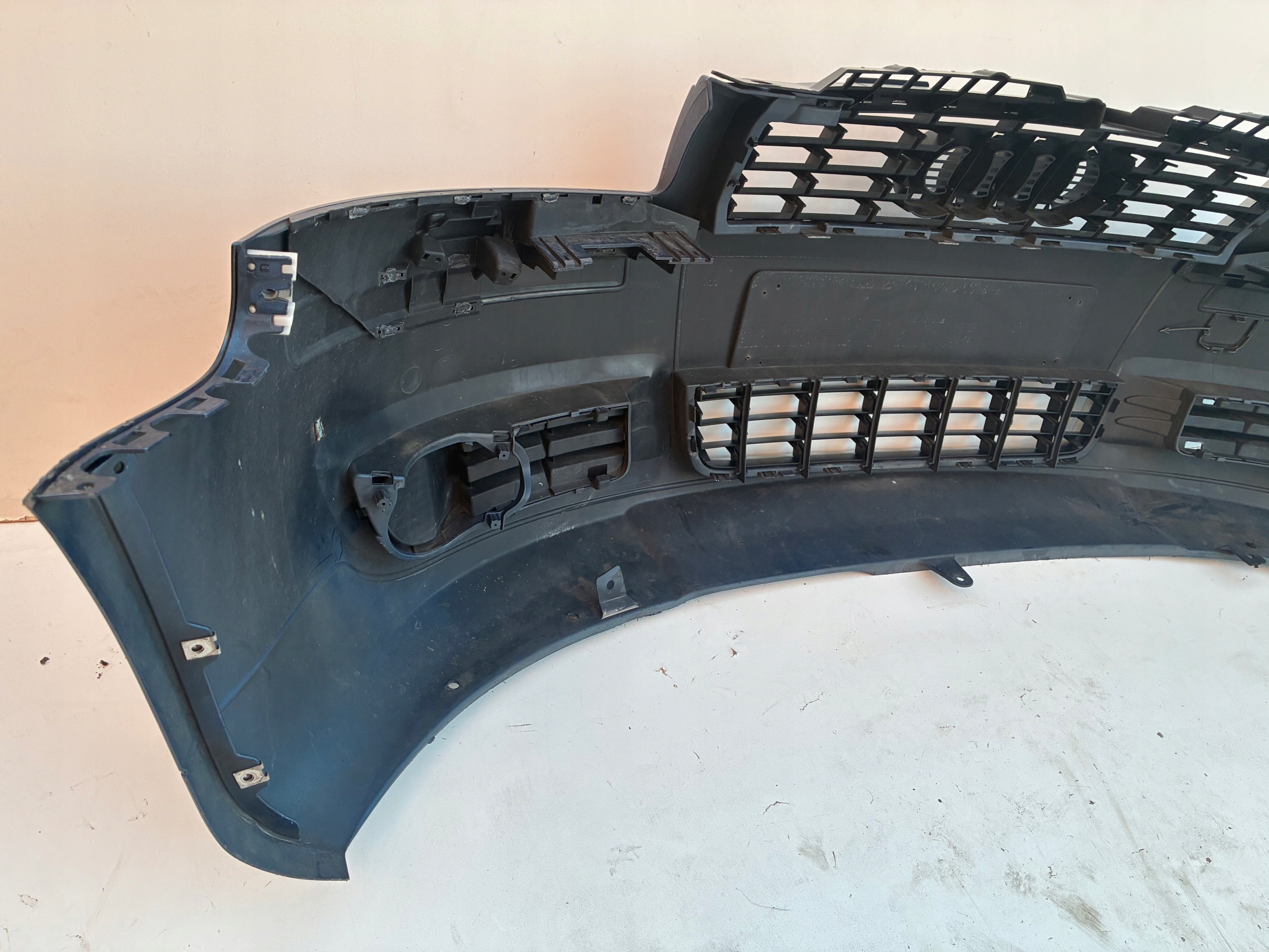 bumper front front Audi A3 II 8P LC5C 03-08r.