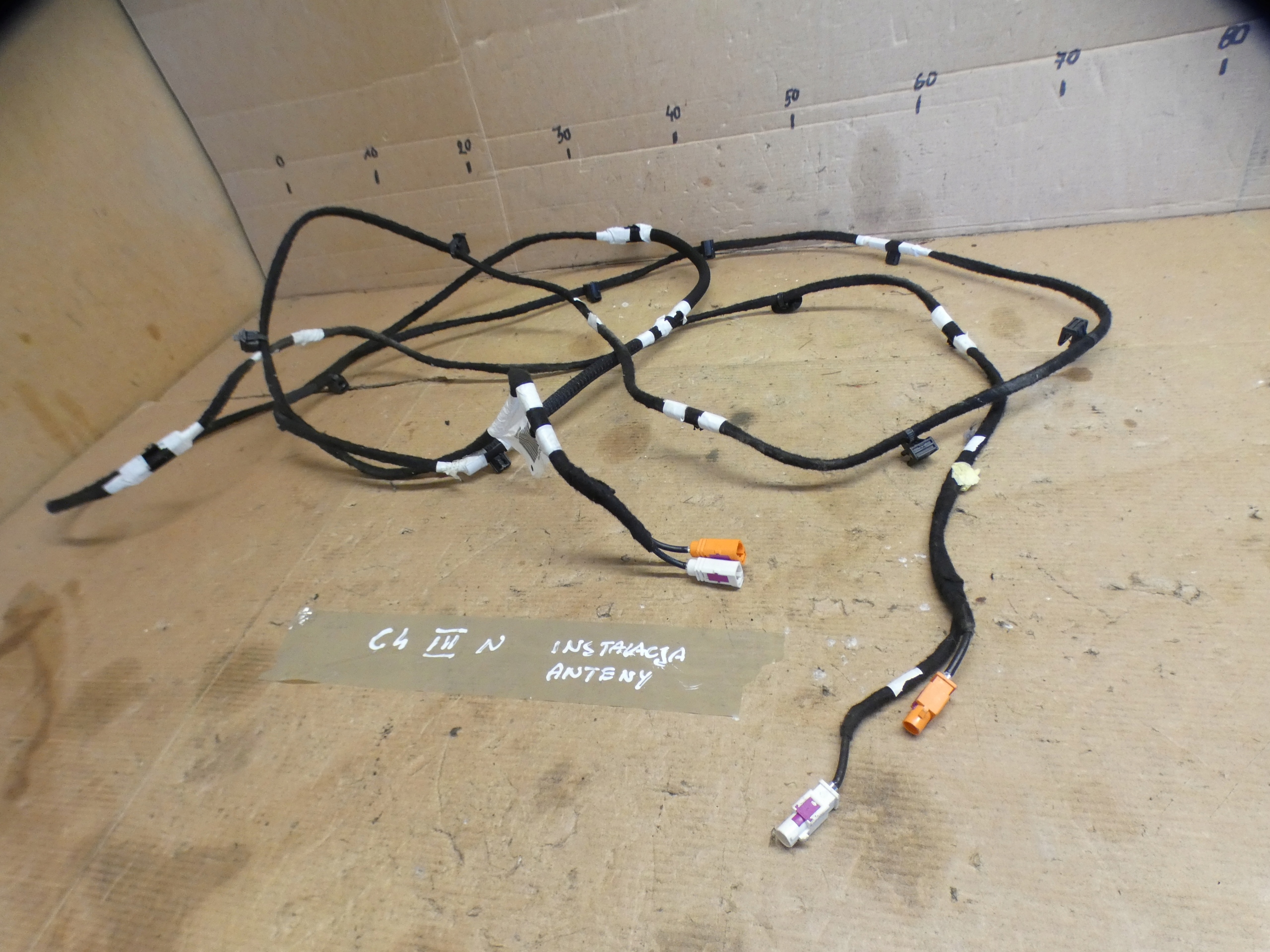 wiring bundle ANTENY CITROEN C4 III 9841399280