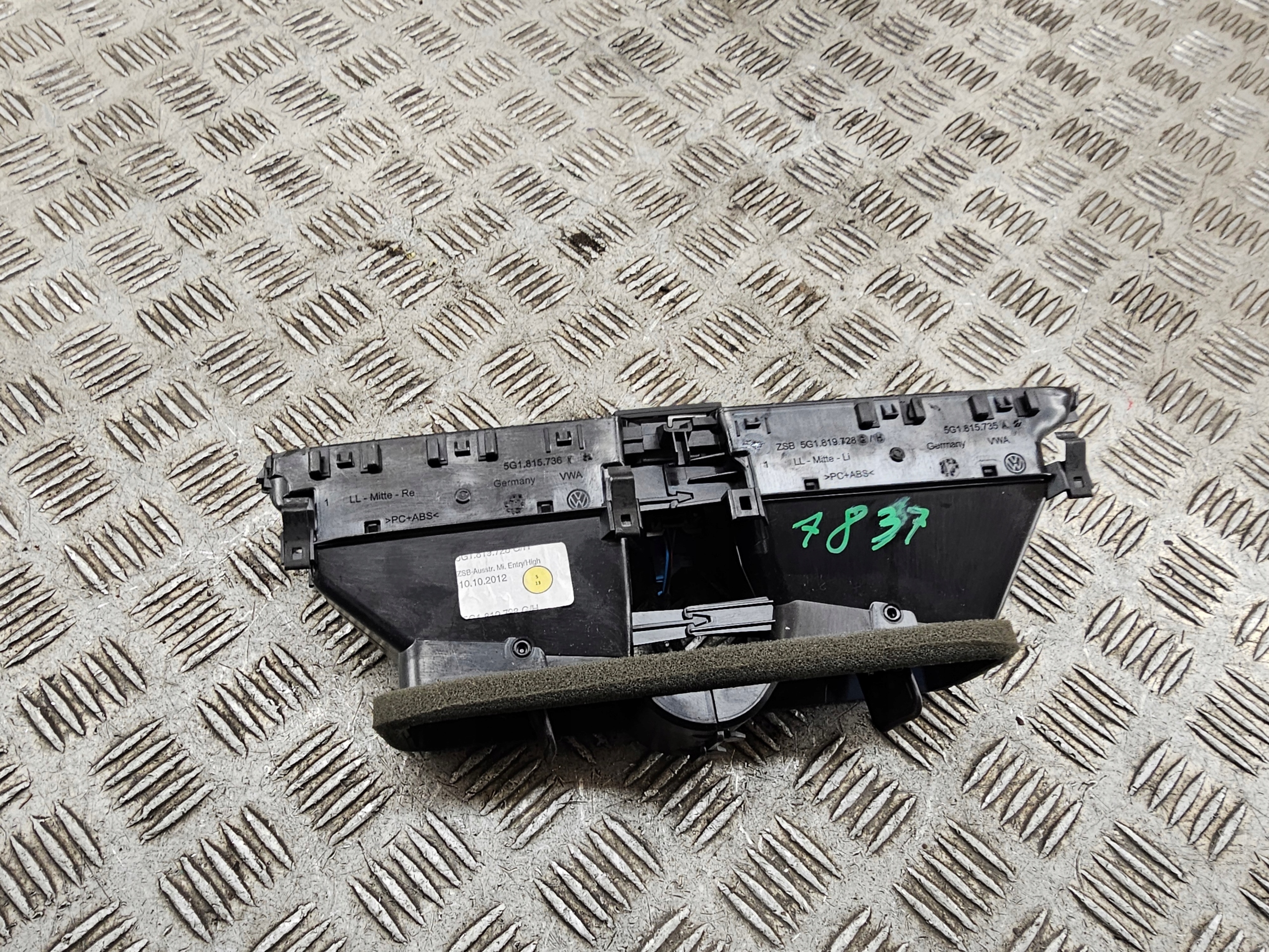 grid air conditioning devices consoles 5G1815735A VW GOLF VII 5G original