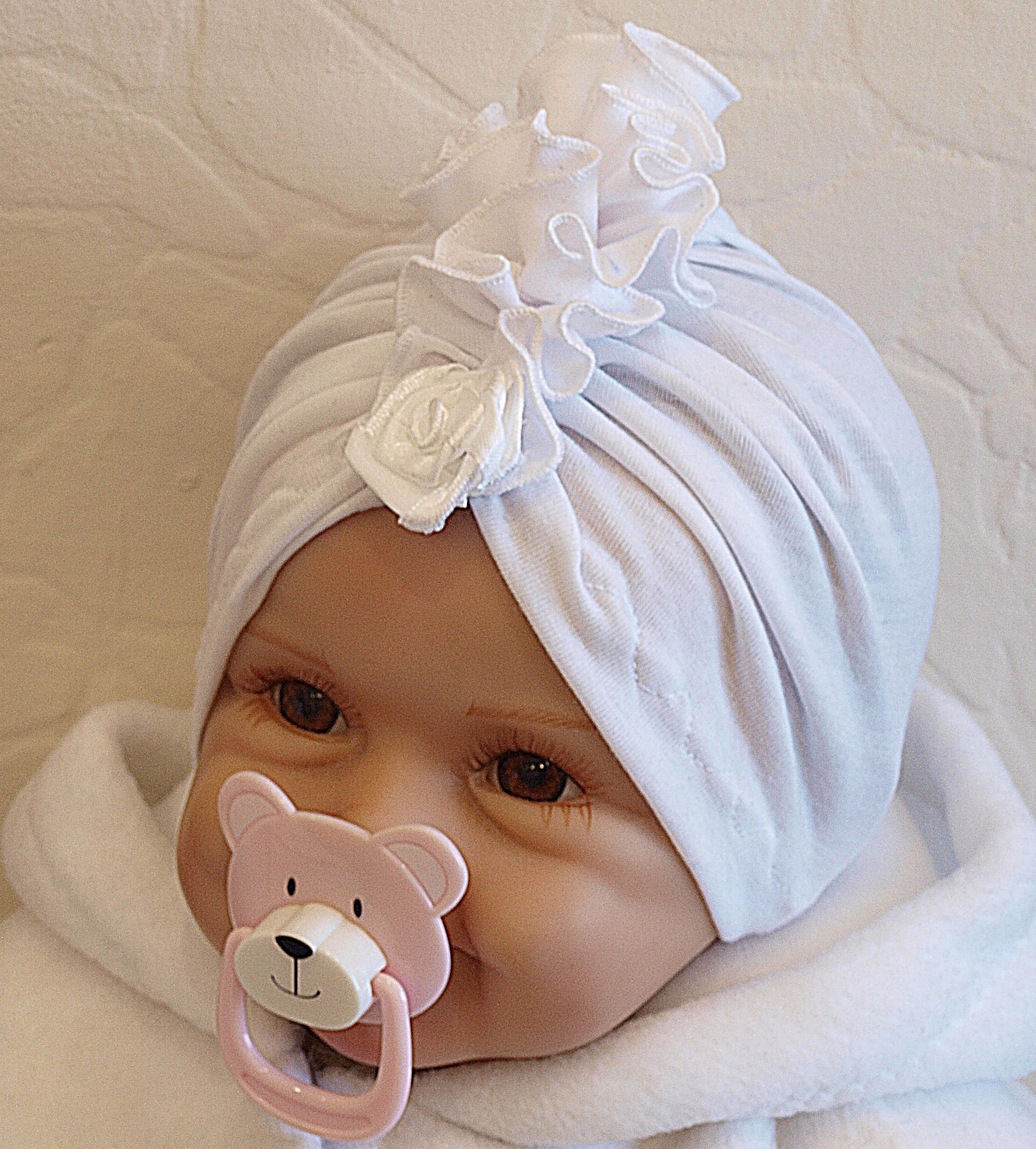 CIENKI BIAŁY TURBAN DO CHRZTU WIOSNA/LATO 74 Kolor biały