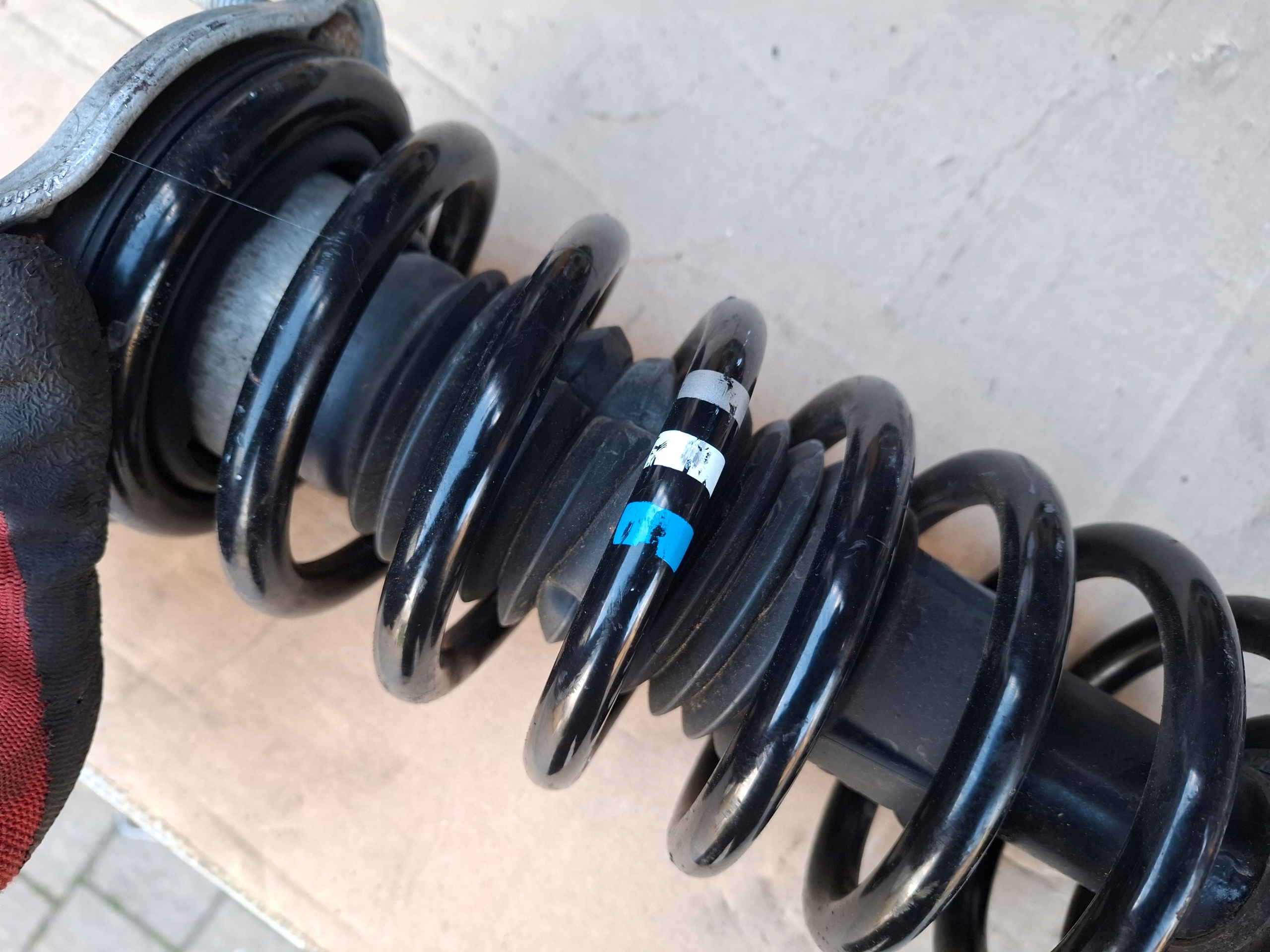 MERCEDES E W213 213 shock absorber left front front A2133203630