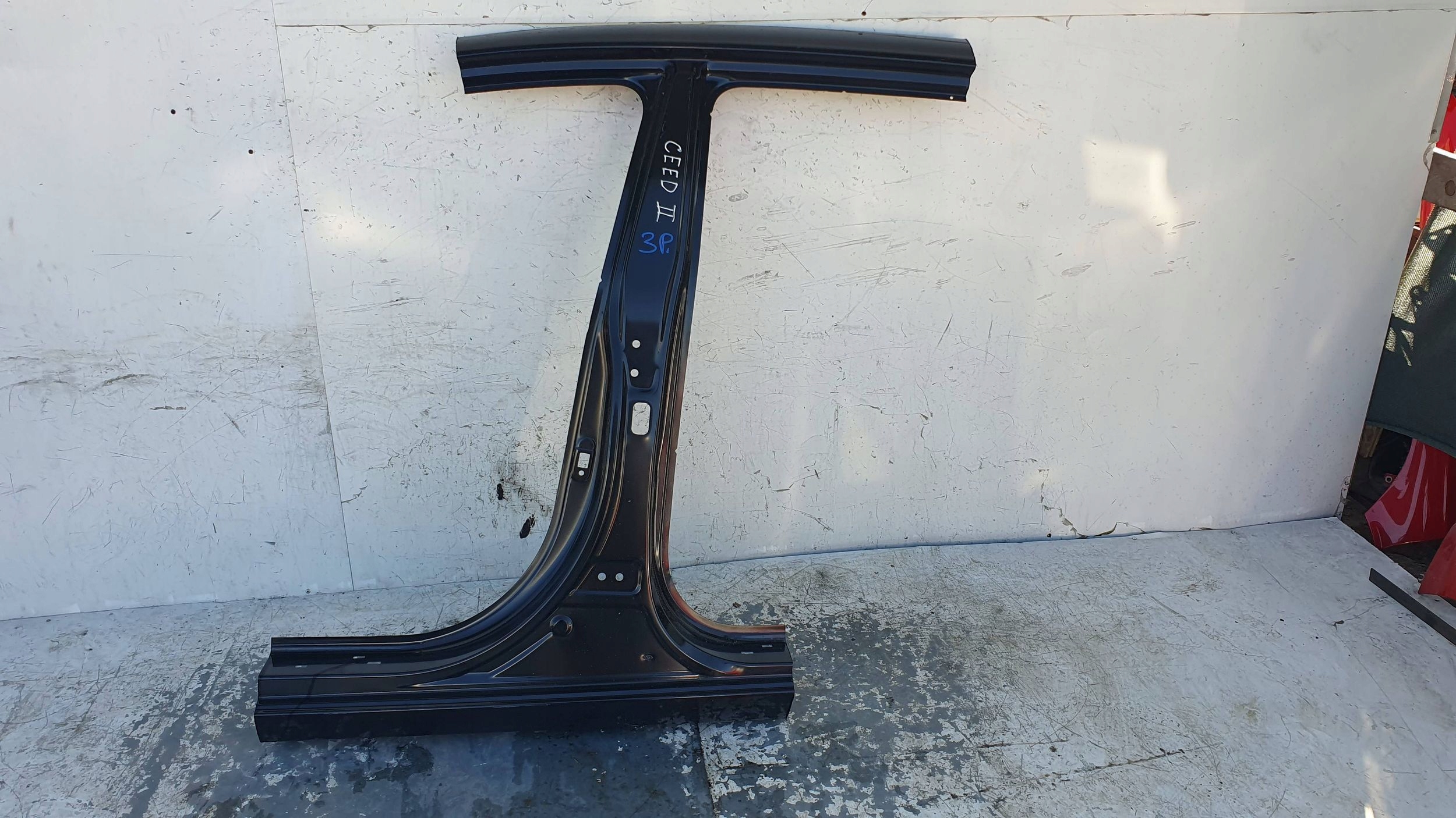 KIA Ceed 2 II JD 12- pillar left central threshold