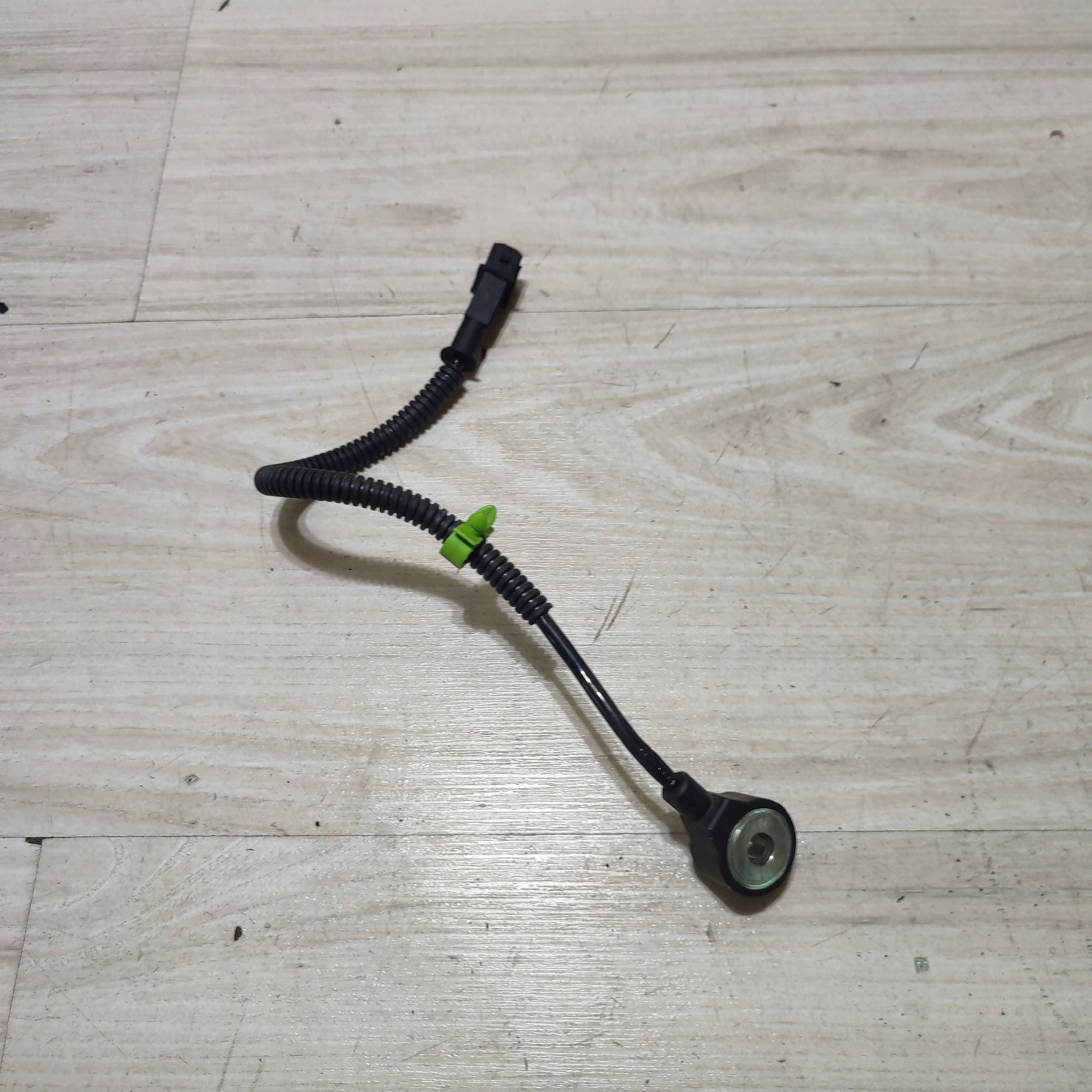 sensor spalania stukowego Fiat 500X 55223460