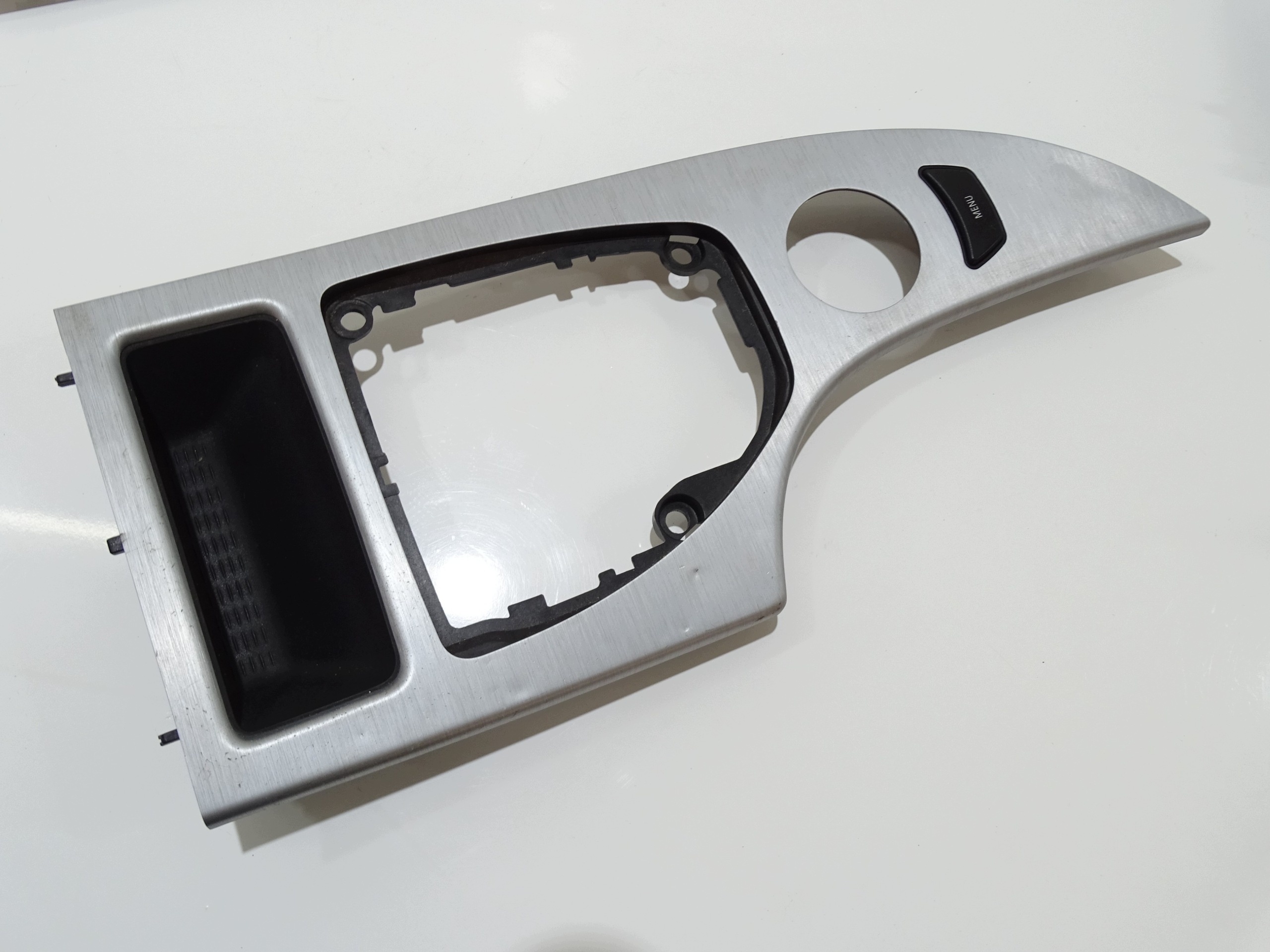 DEKORY SZCZOTKOWANE ALUMINUM BMW E60 E61 6951052
