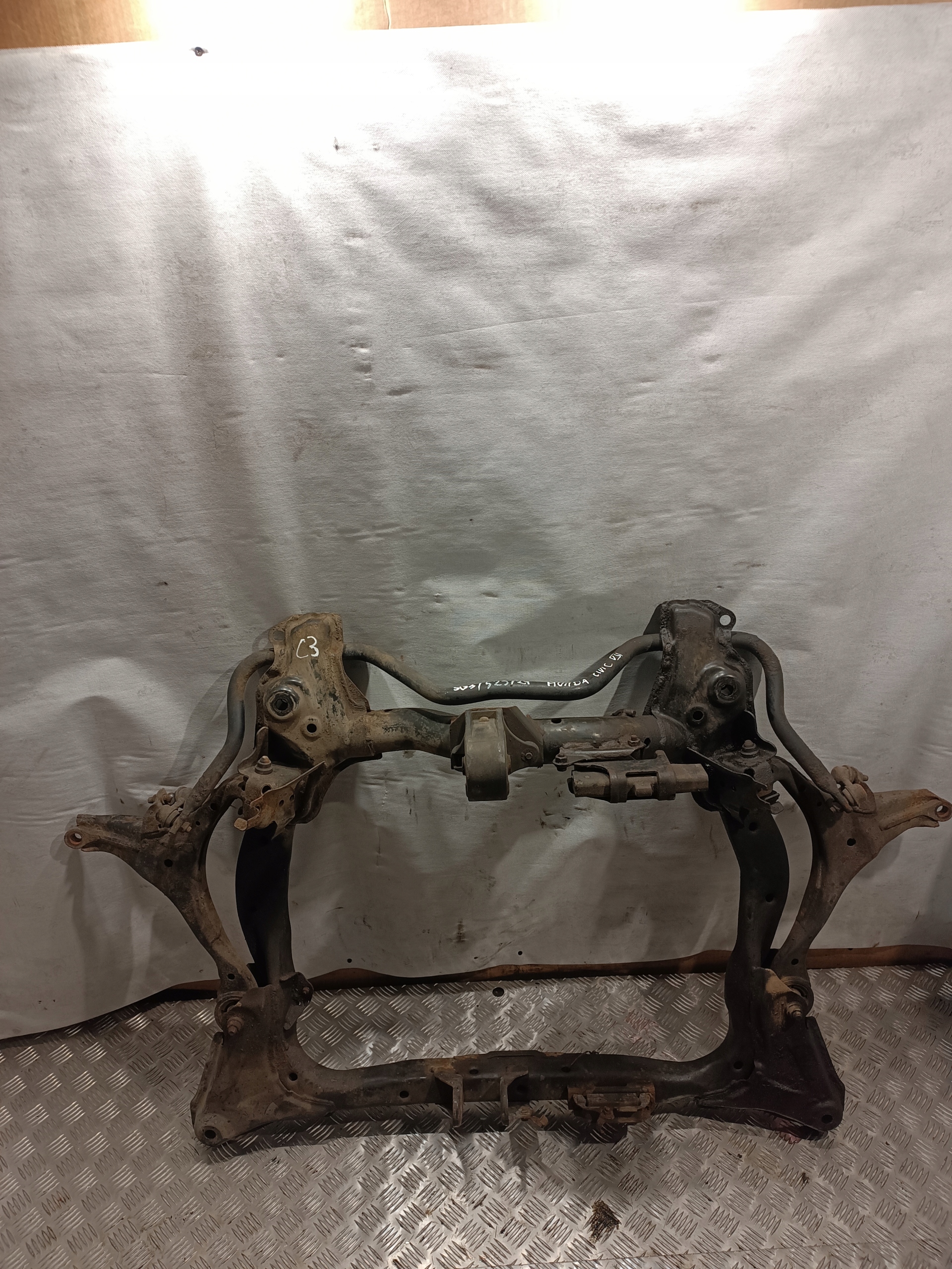 axle beam subframe springing HONDA CIVIC VII 1.7B 88kW 2001r