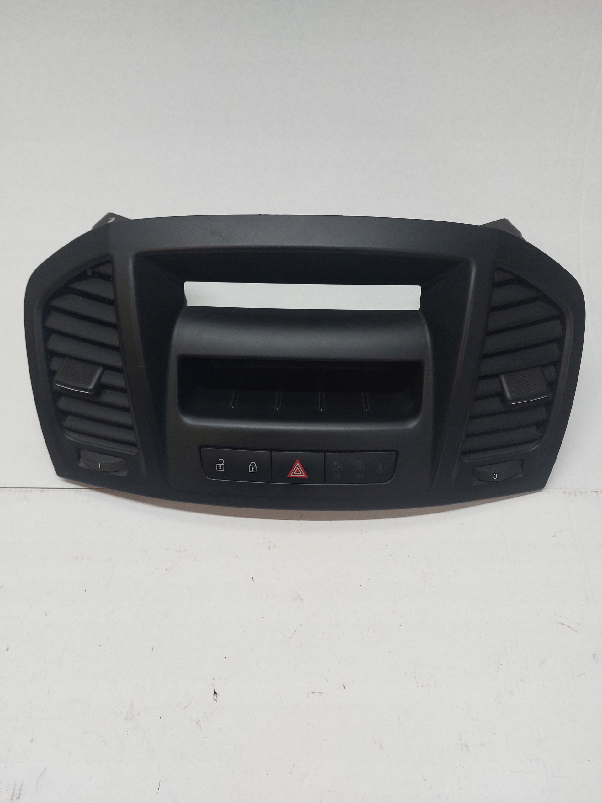 grid air conditioning devices display OPEL INSIGNIA A