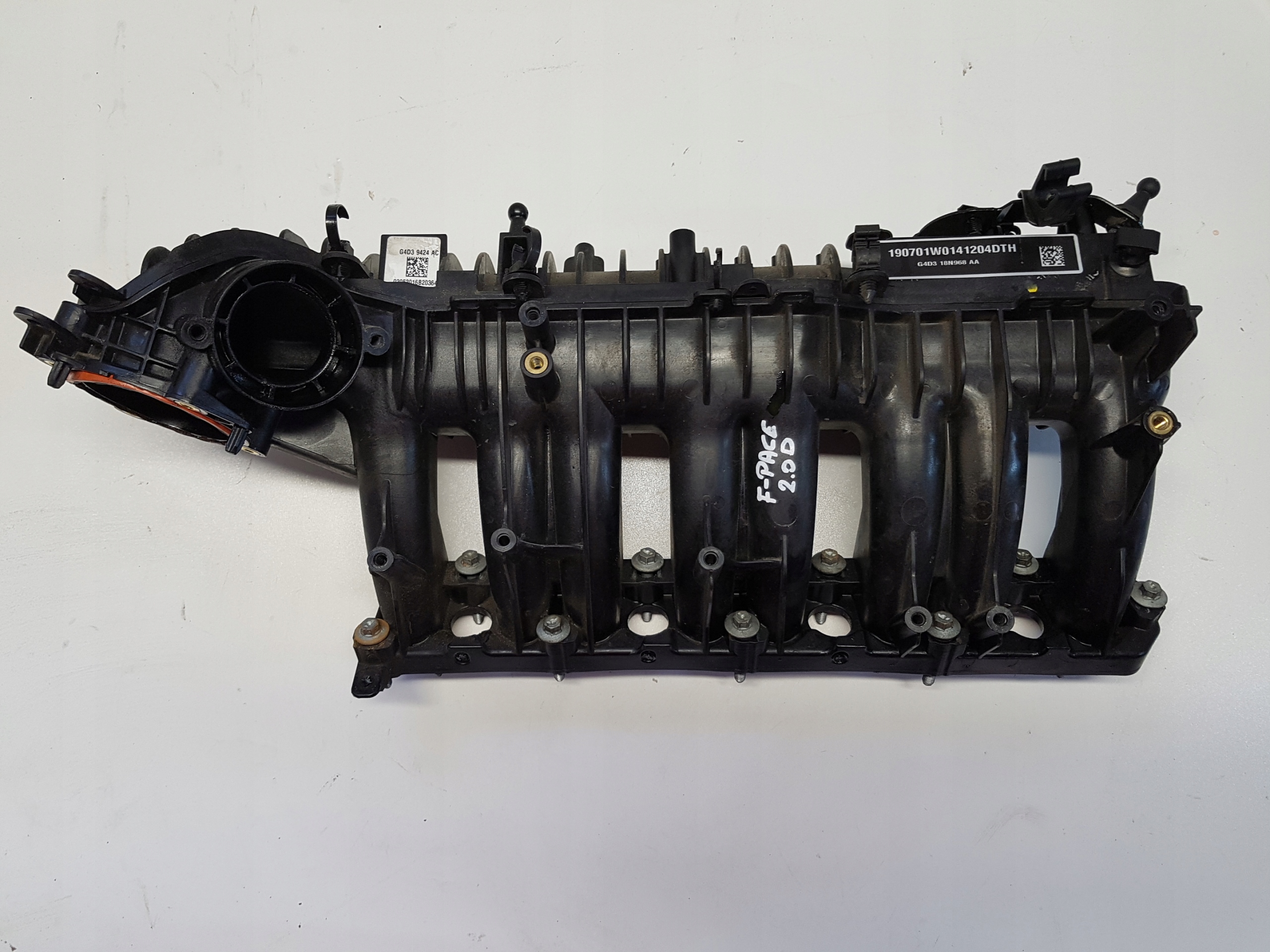 JAGUAR F-PACE intake manifold G4D3-9424-AC