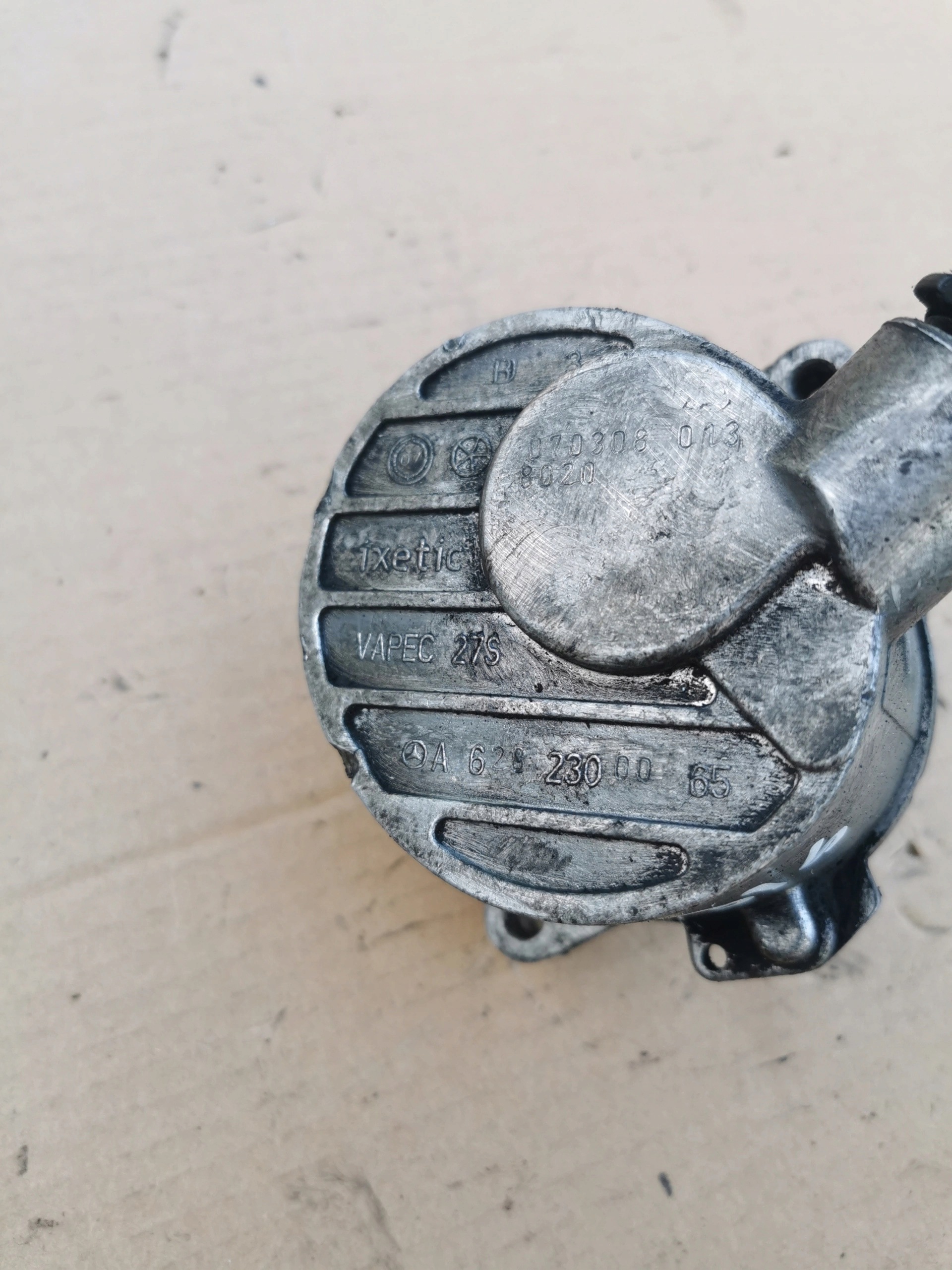 VACUM Pompa MERCEDES-BENZ SPRINTER W906 313 CDI A6282300065