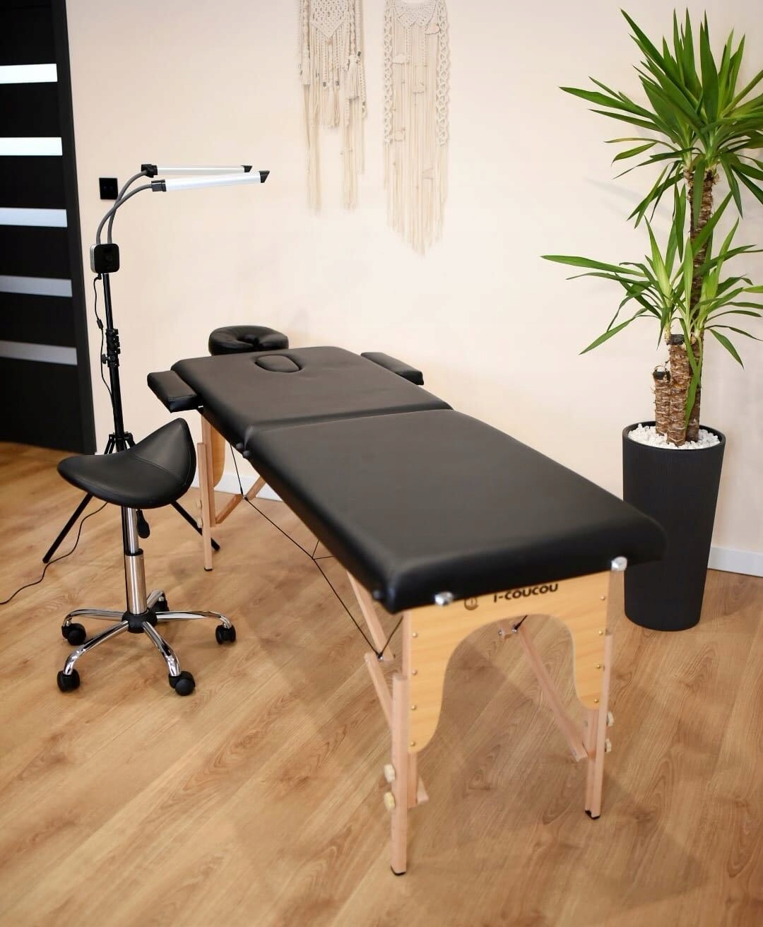 Taboret Fryzjerski Rodeo Stołek Hoker Siodło Tatuażu Regulowany Profilowany EAN (GTIN) 5905123294334