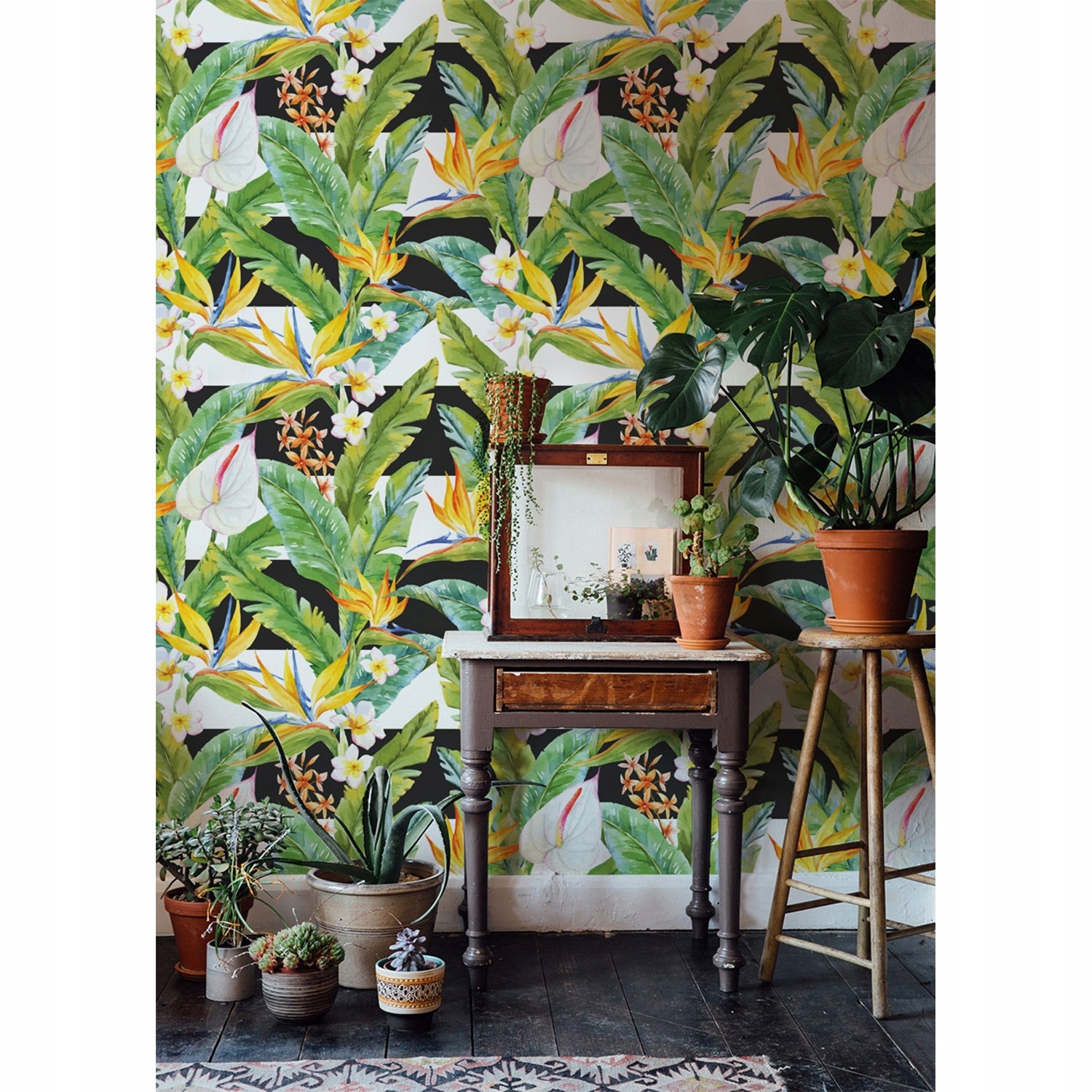

Tapeta ścienna Kwiecisty rajski zakątek 250x104 cm