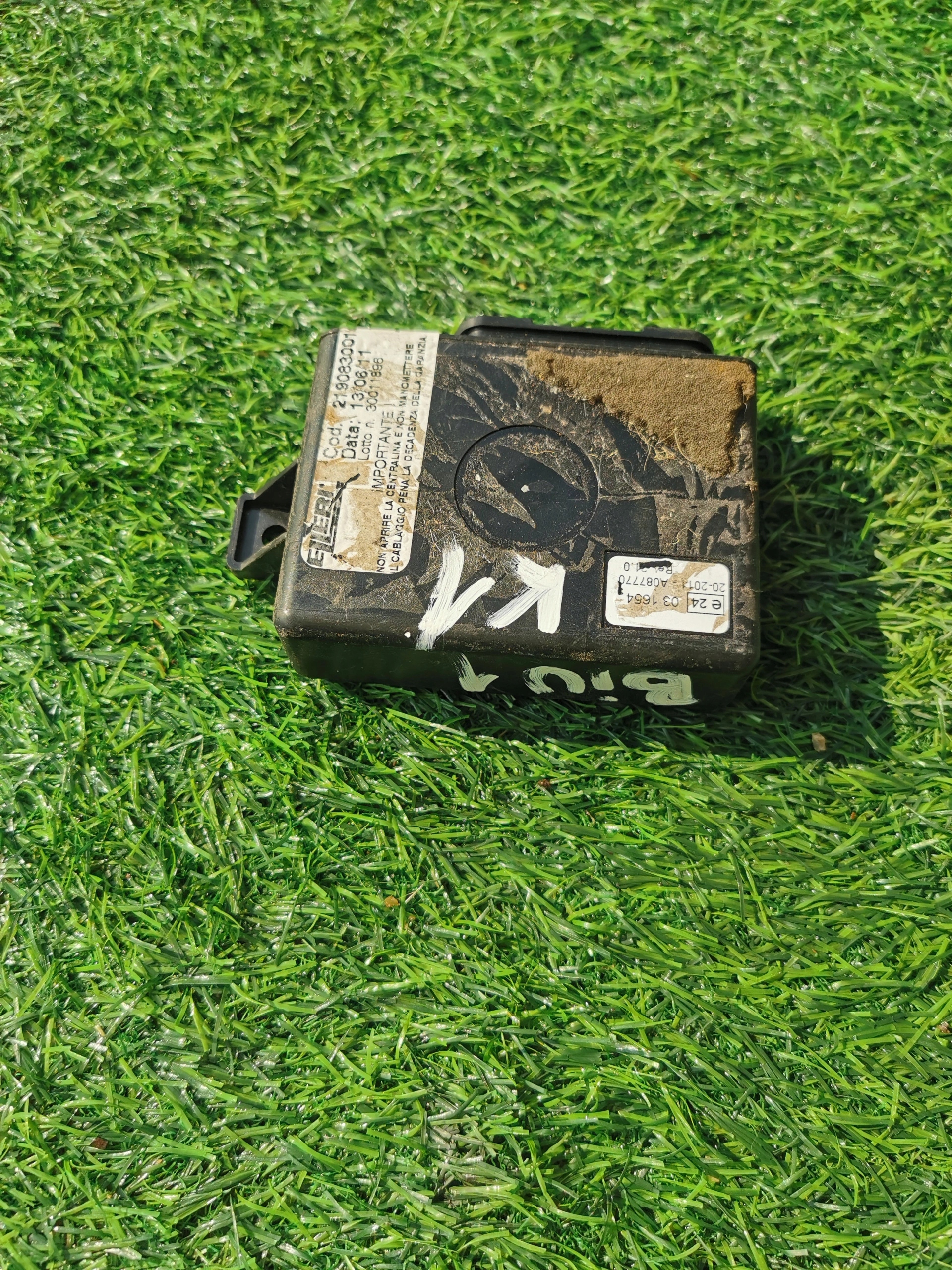 Audi A4 S4 B7 8E 8H PEUGEOT BOXER DUCATO control unit module HAKA HOLOWNICZEGO