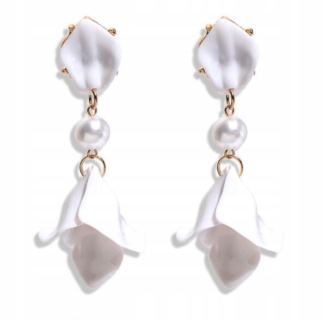 Modne Kolczyki duże akrylowe wkrętki Piękne białe