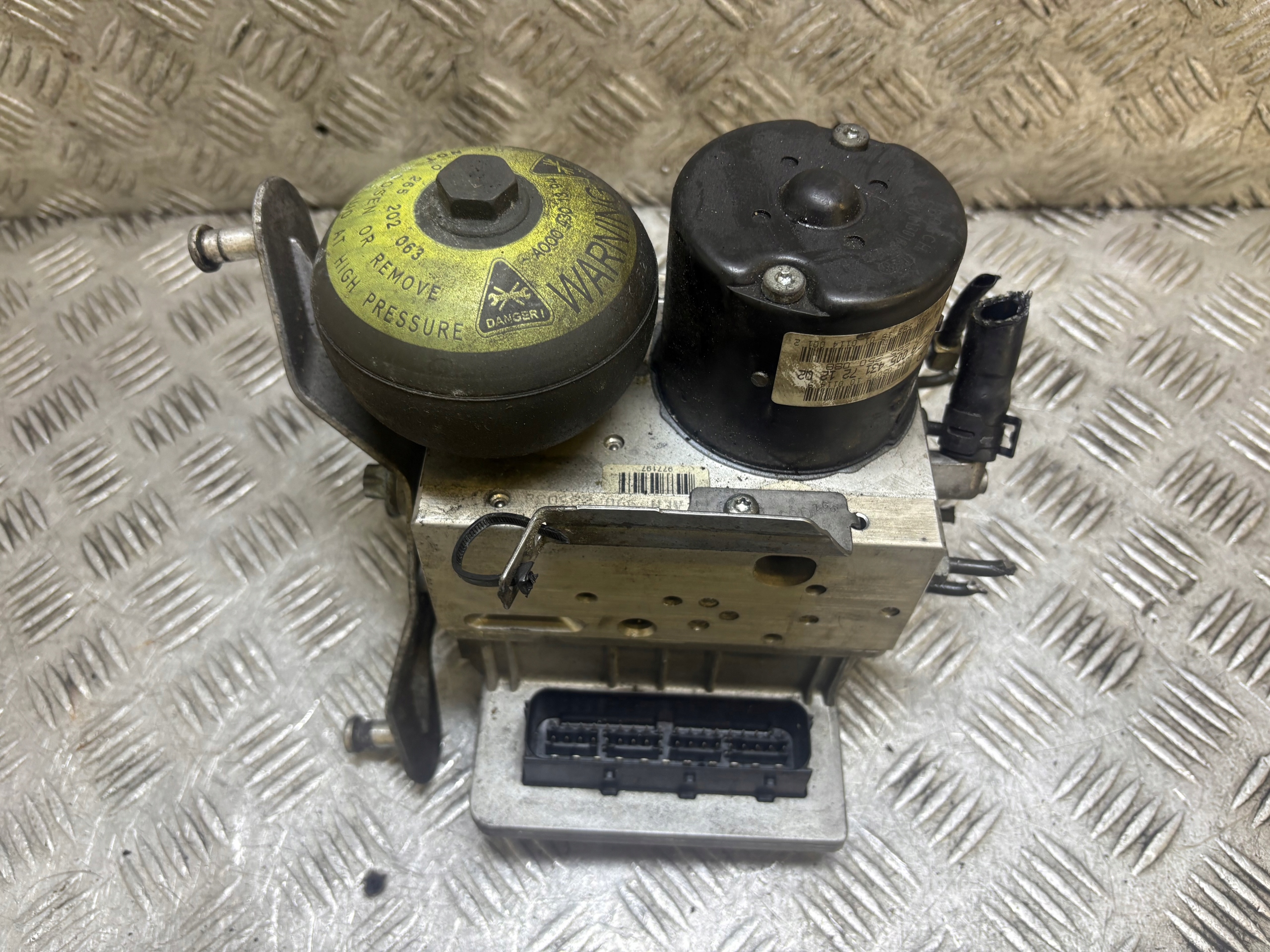 pump ABS MERCEDES-BENZ E-KLASA W211 A0054317212Q2 0265960025