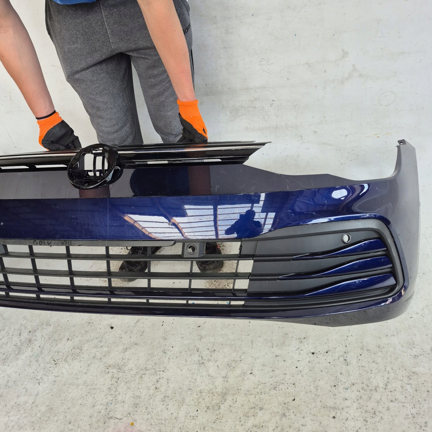 VW GOLF VIII 8 19-24 bumper front front PDC