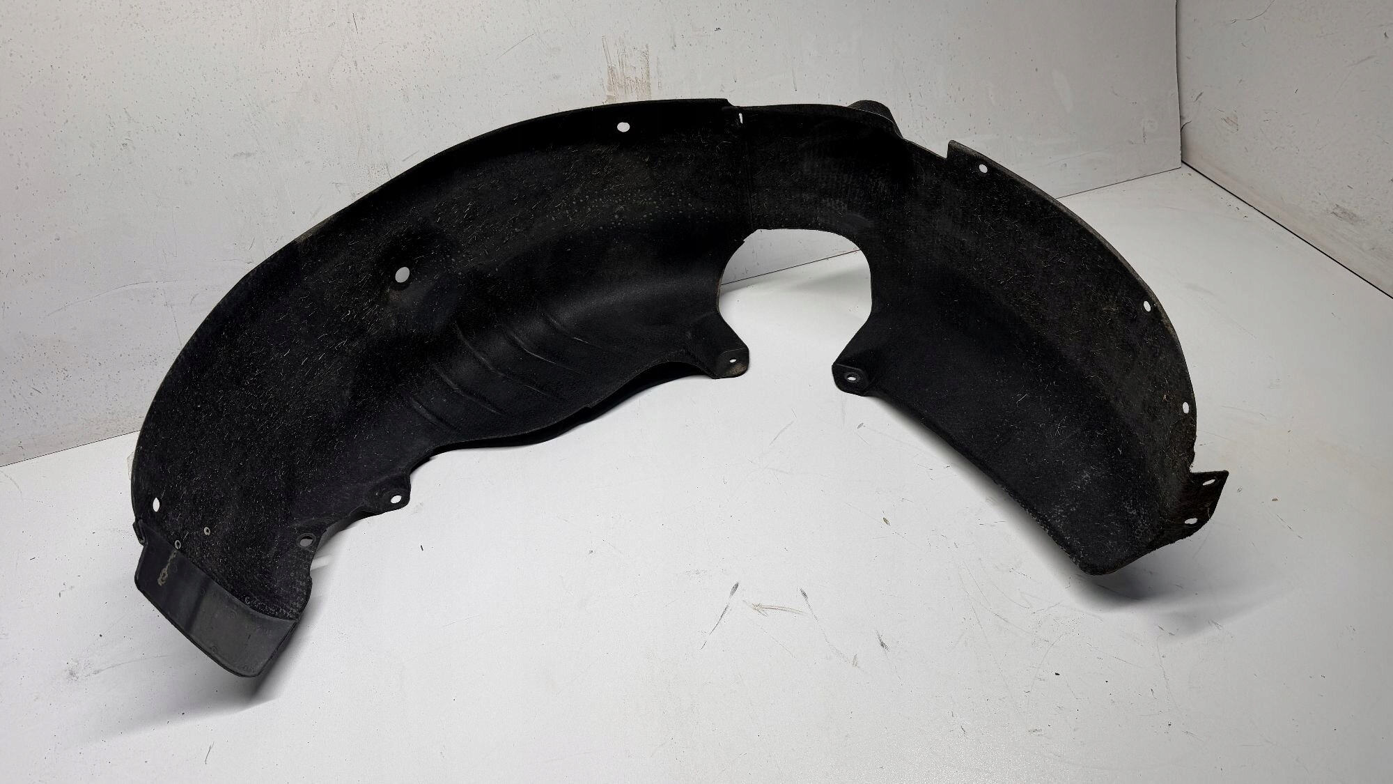 HYUNDAI I30 III HB mudguard left rear. rear part left 17-21