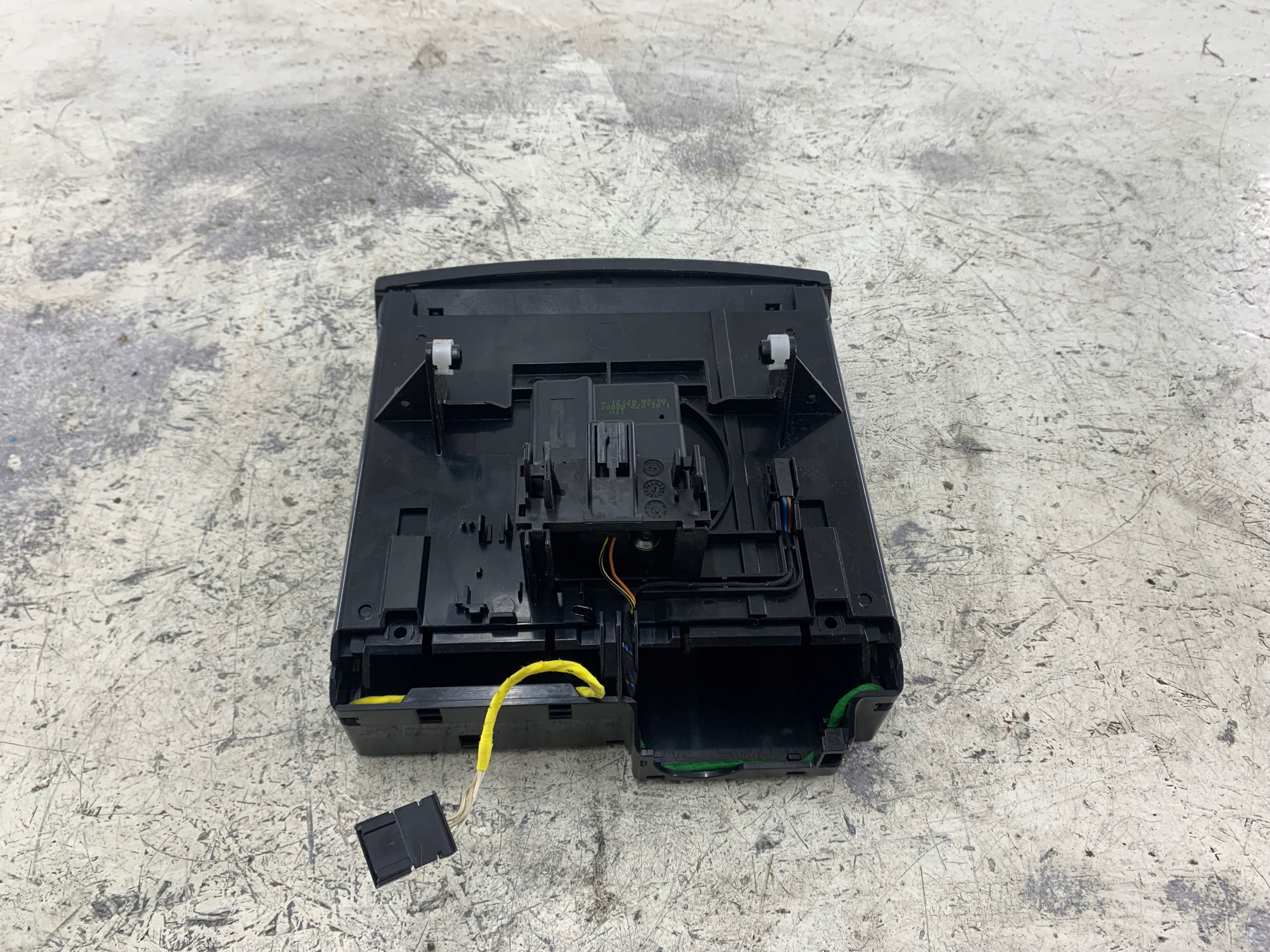 MERCEDES W211 PANEL Leuchten des warnblickschalters Handschuhfach DEKOR