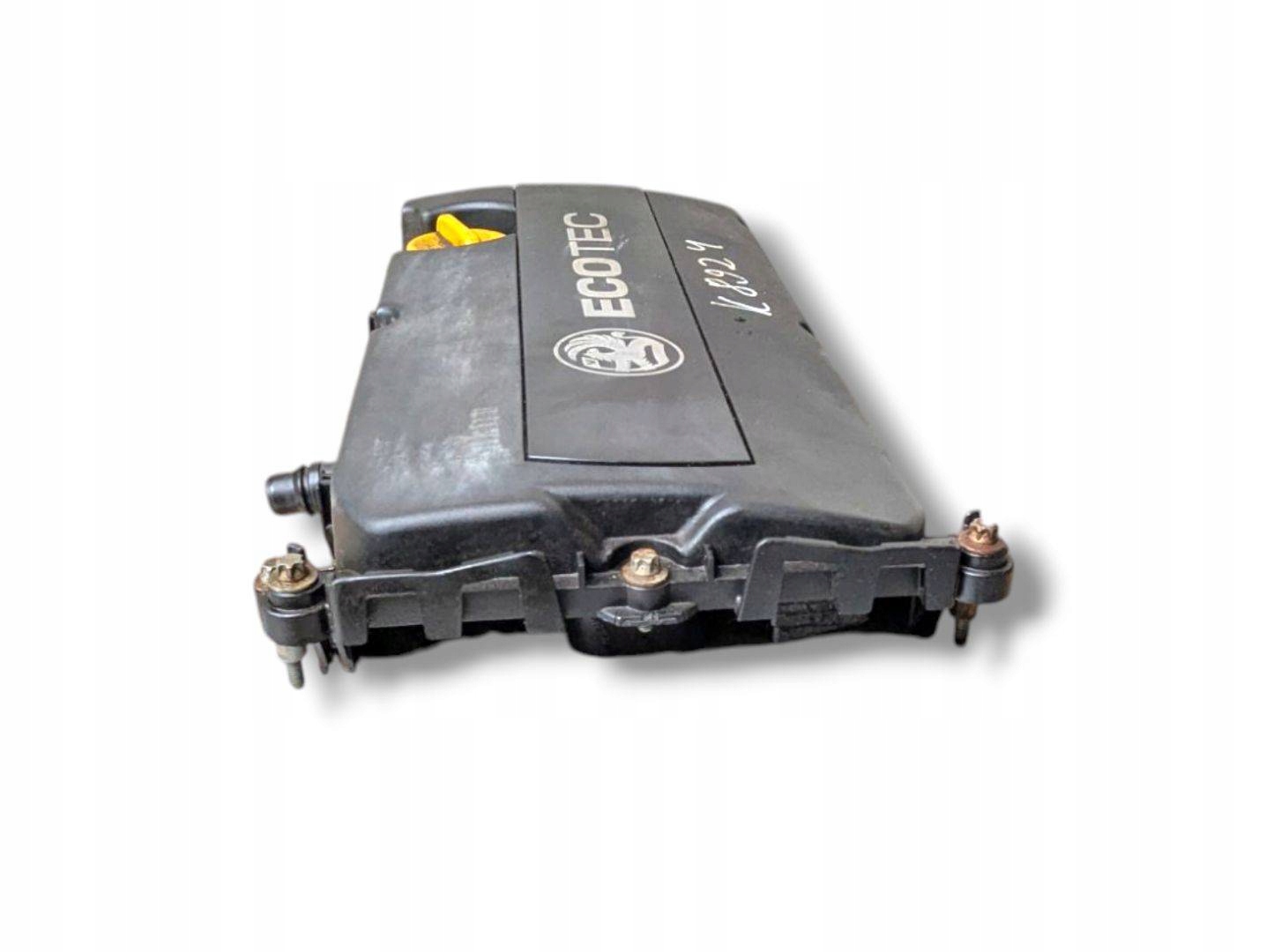 Abdeckung der Ventile Opel Vectra C facelift 2008 55564395