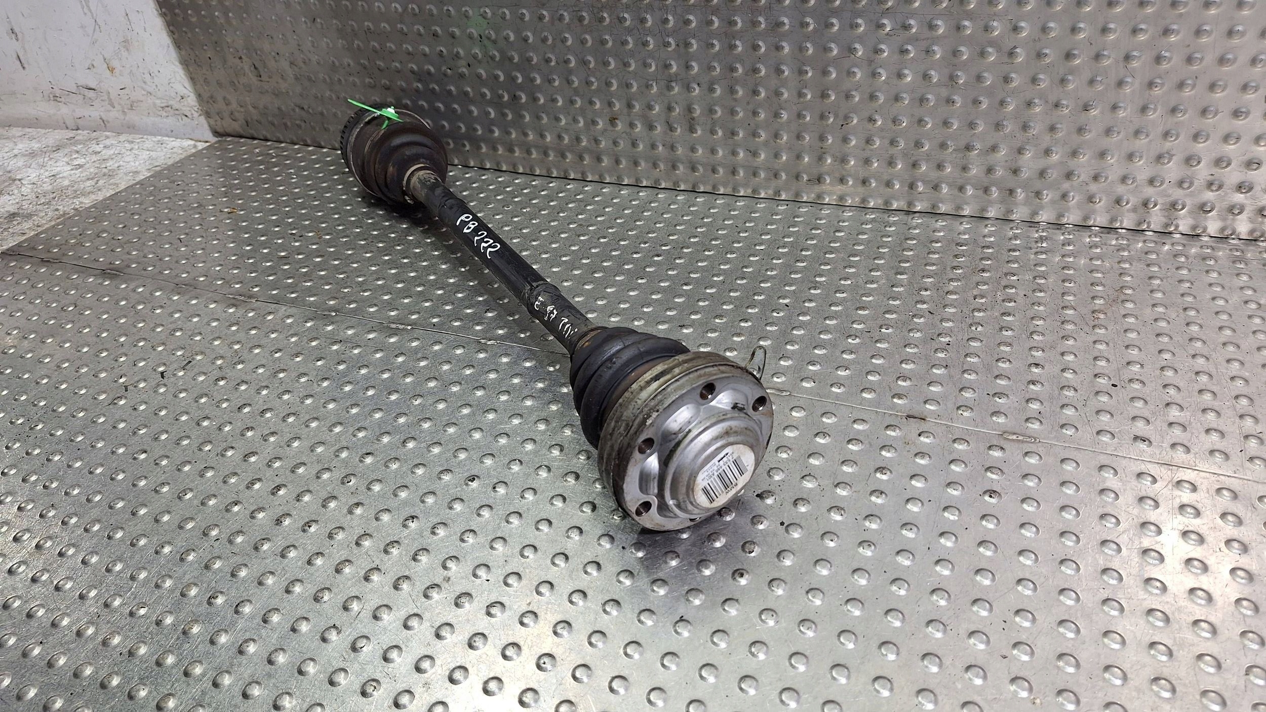 Antriebswelle rechts heck 7533446 BMW E81 E87 E90 E91 E92 2.0D N47