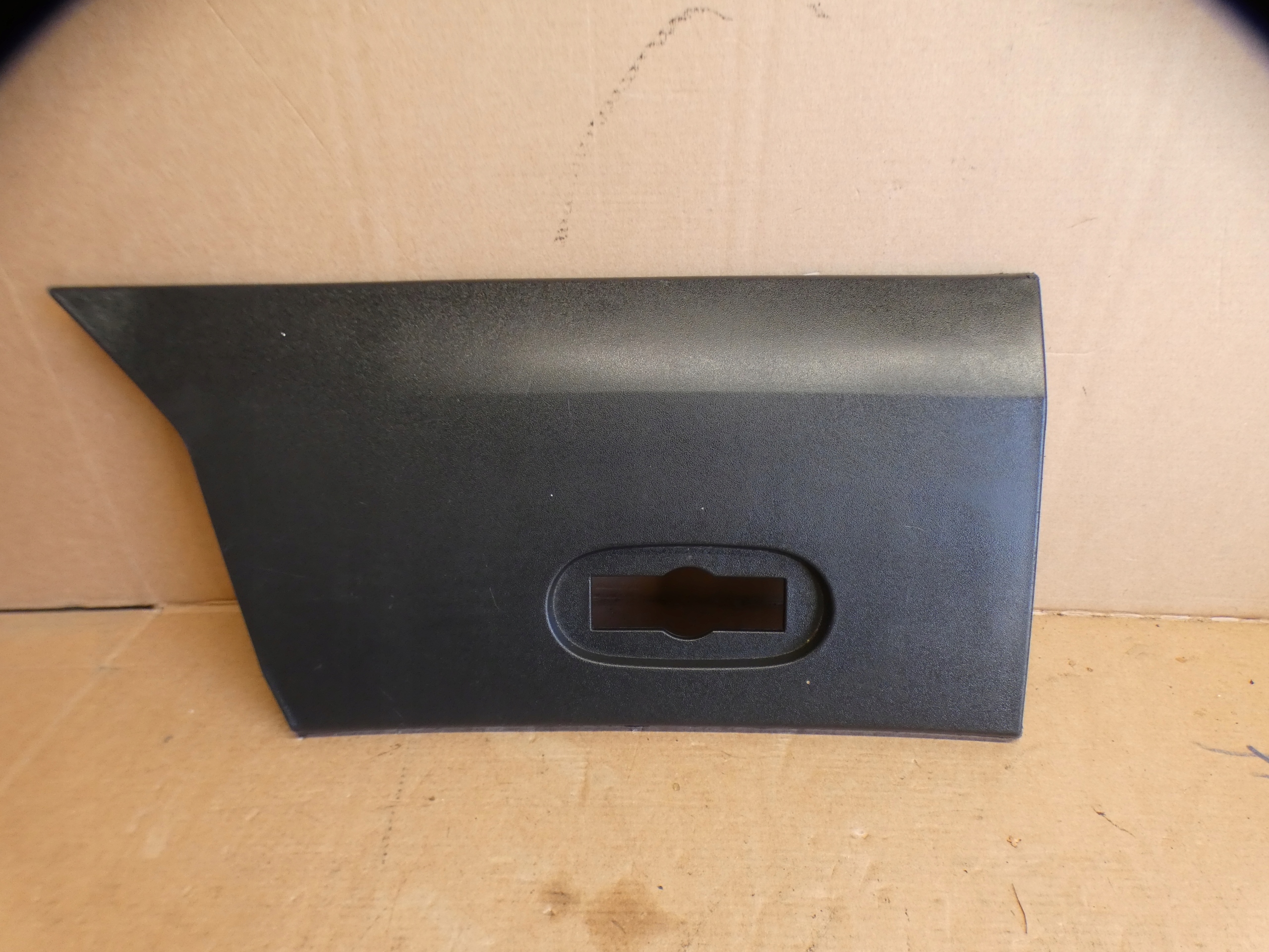 moulding side right rear part A9066902682 MERCEDES SPRINTER W906 06-19