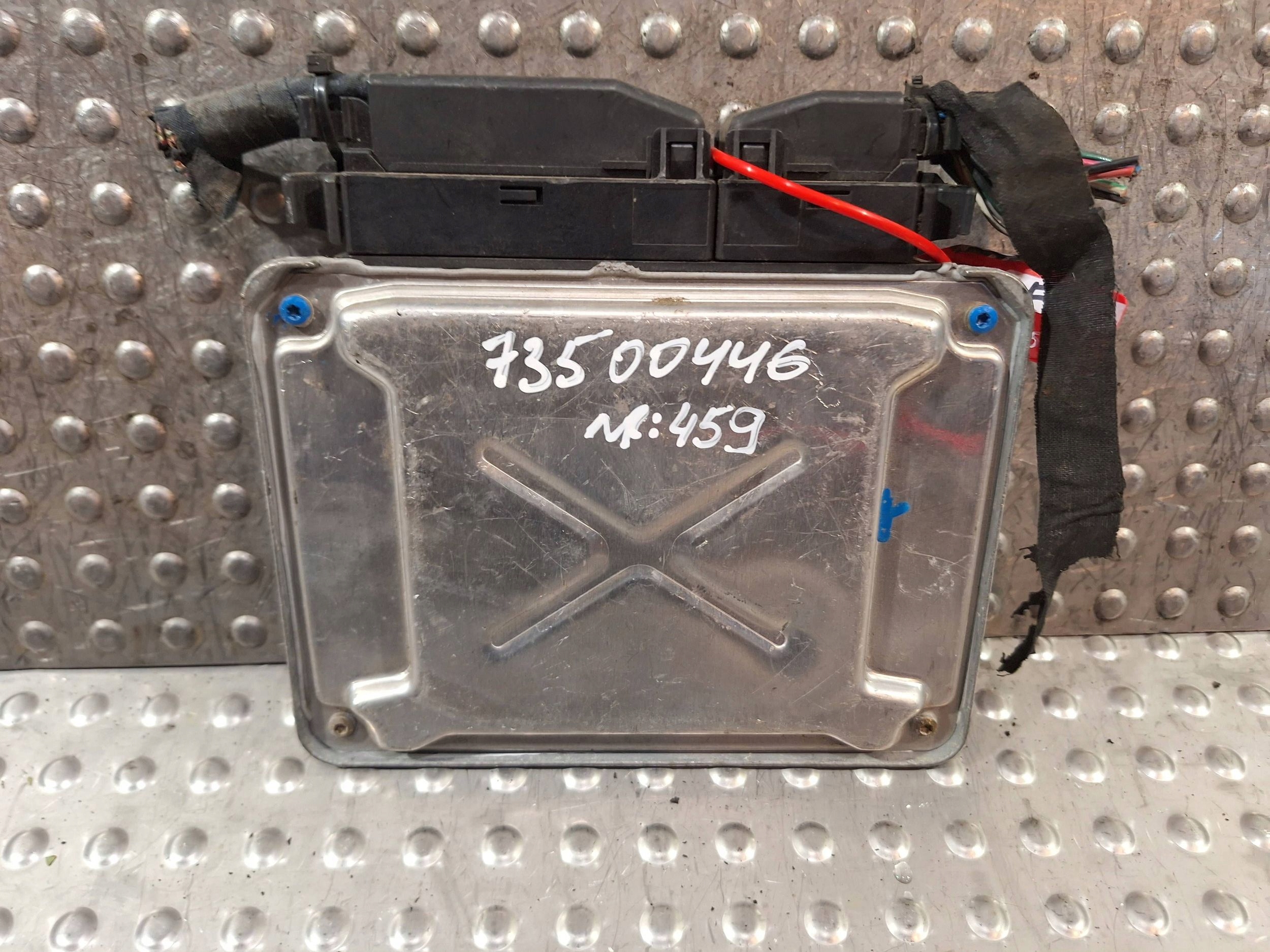 control unit of the engine computer 73500446 IAW4EF.P2 FIAT PANDA II 1.1