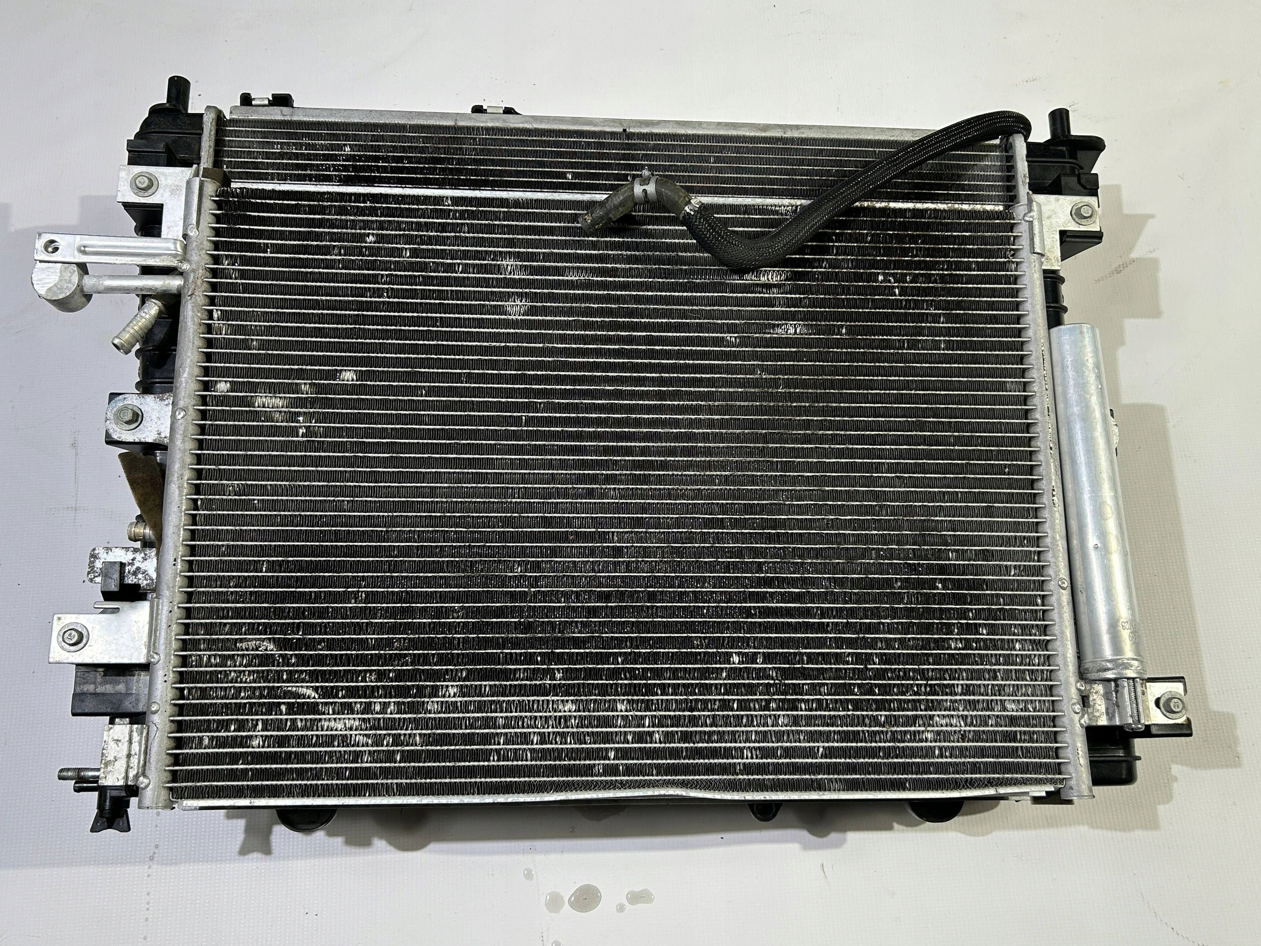 chladiče chladič ventilátor komplet Ford Mustang 5.0 3.7 2011-2014