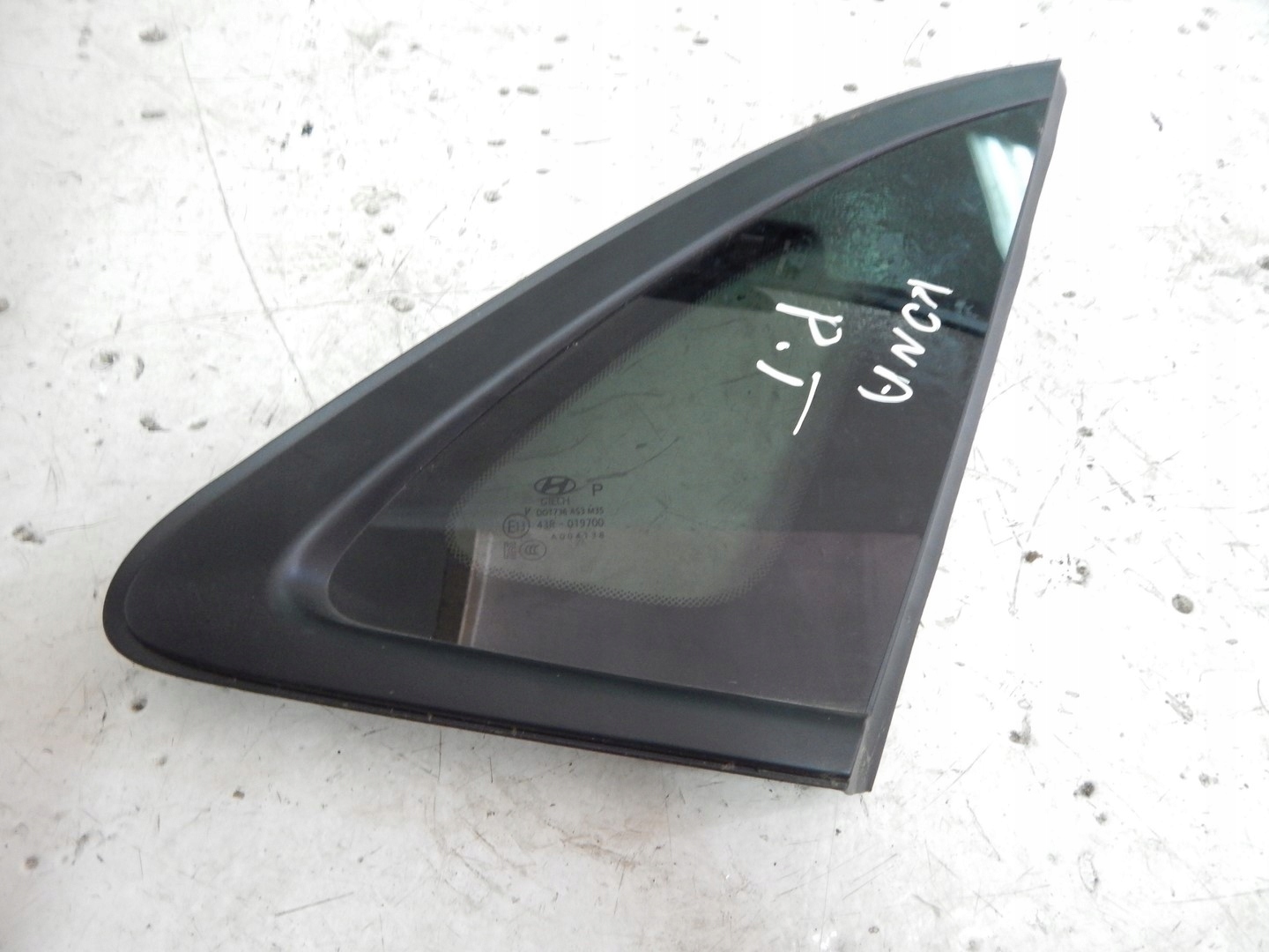 SZYBA LUFT PRAWY HYUNDAI KONA 17-23