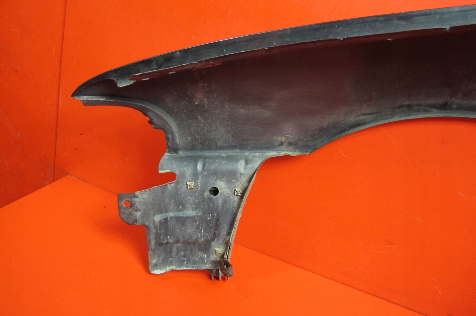 AUDI A4 B5 94-98 fender right front front 8D 8D2 8D5