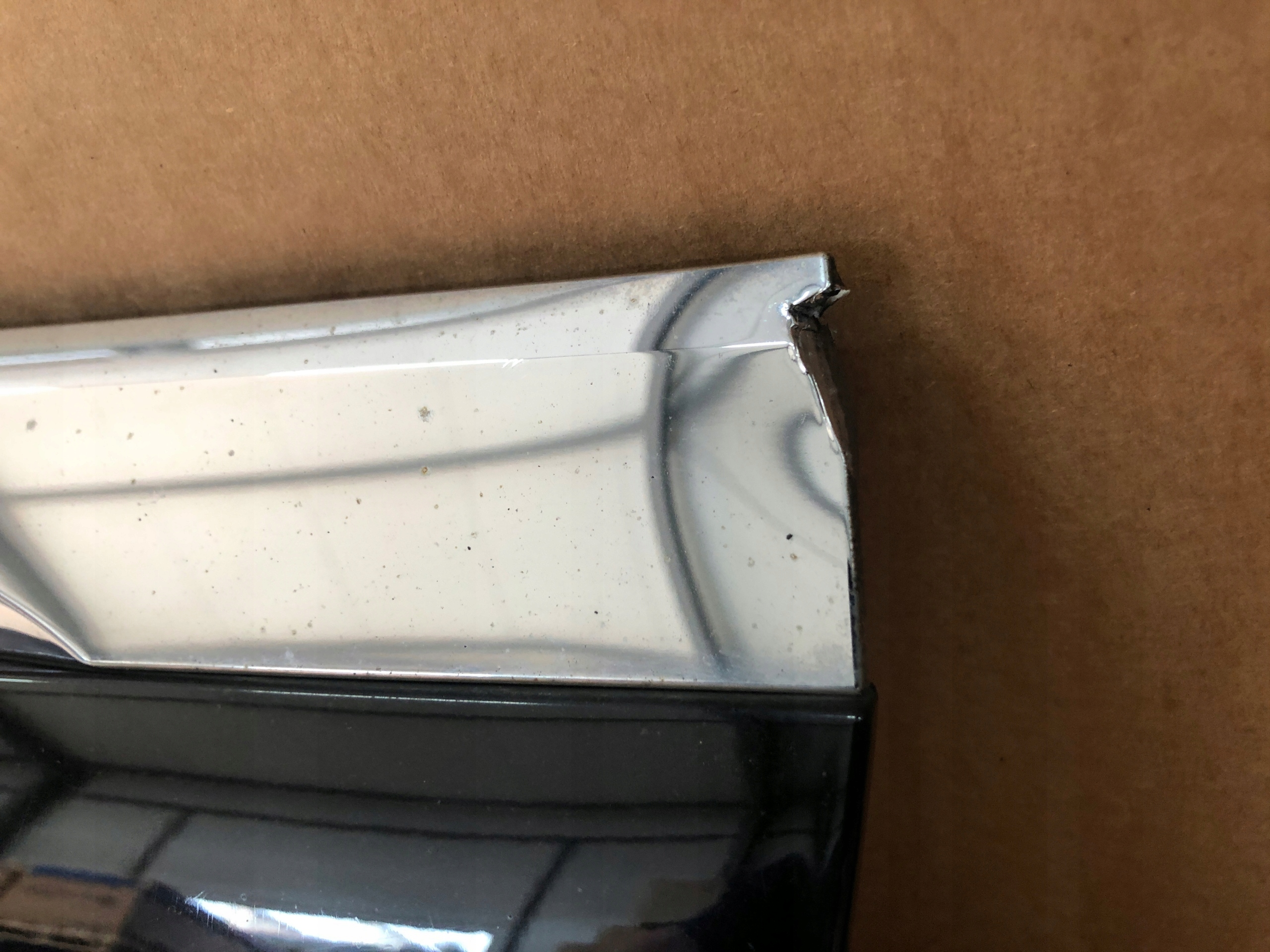 VW TOUAREG 7P RLINE moulding door right front