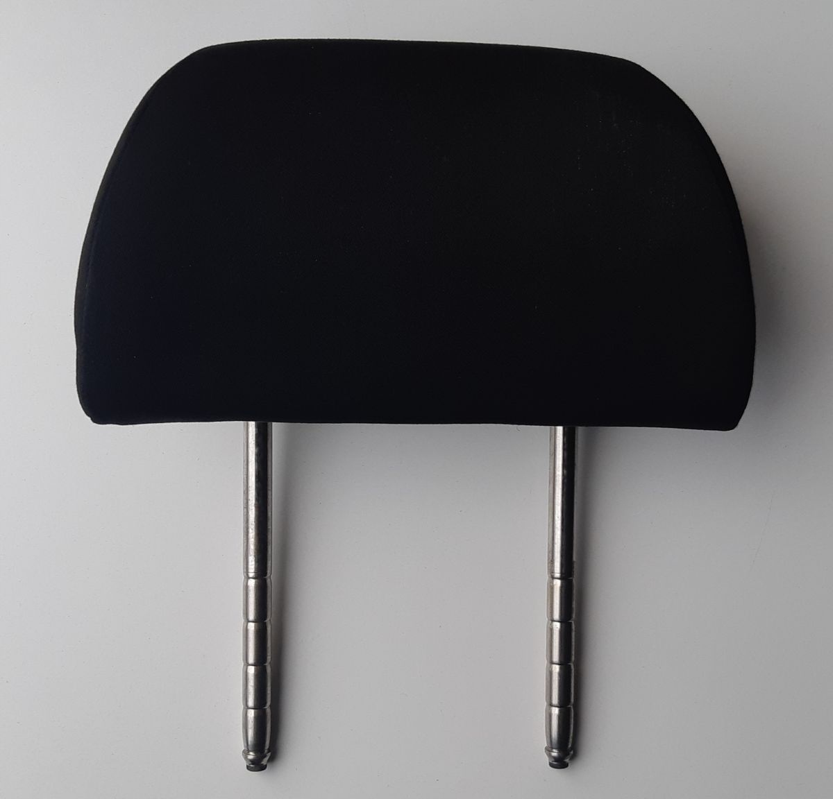 ZAGŁÓWEK TYLNY VW PASSAT B5 FL KOMBI SEDAN CZARNY