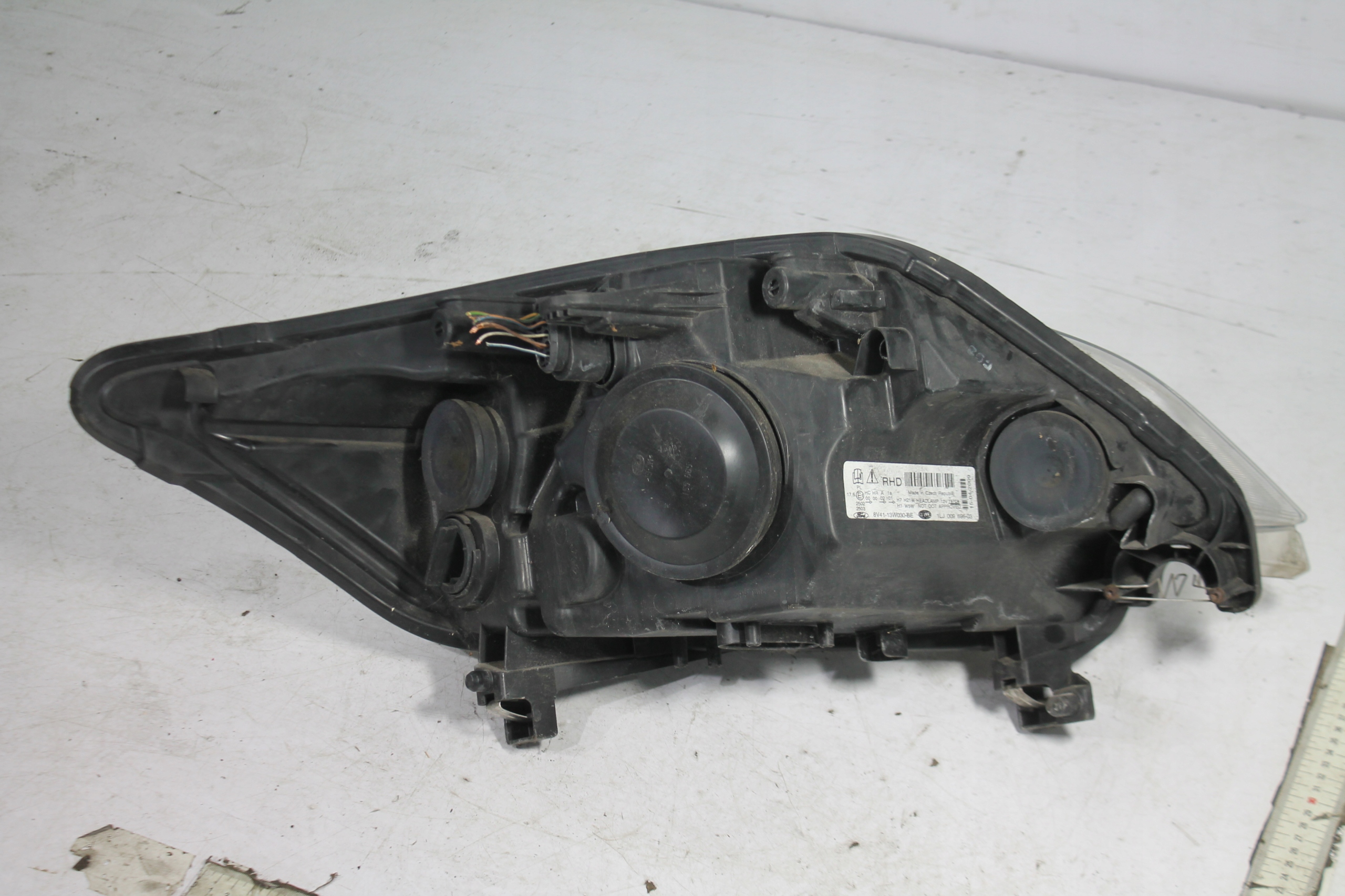 light left front front FORD KUGA MK1 08-13 UK