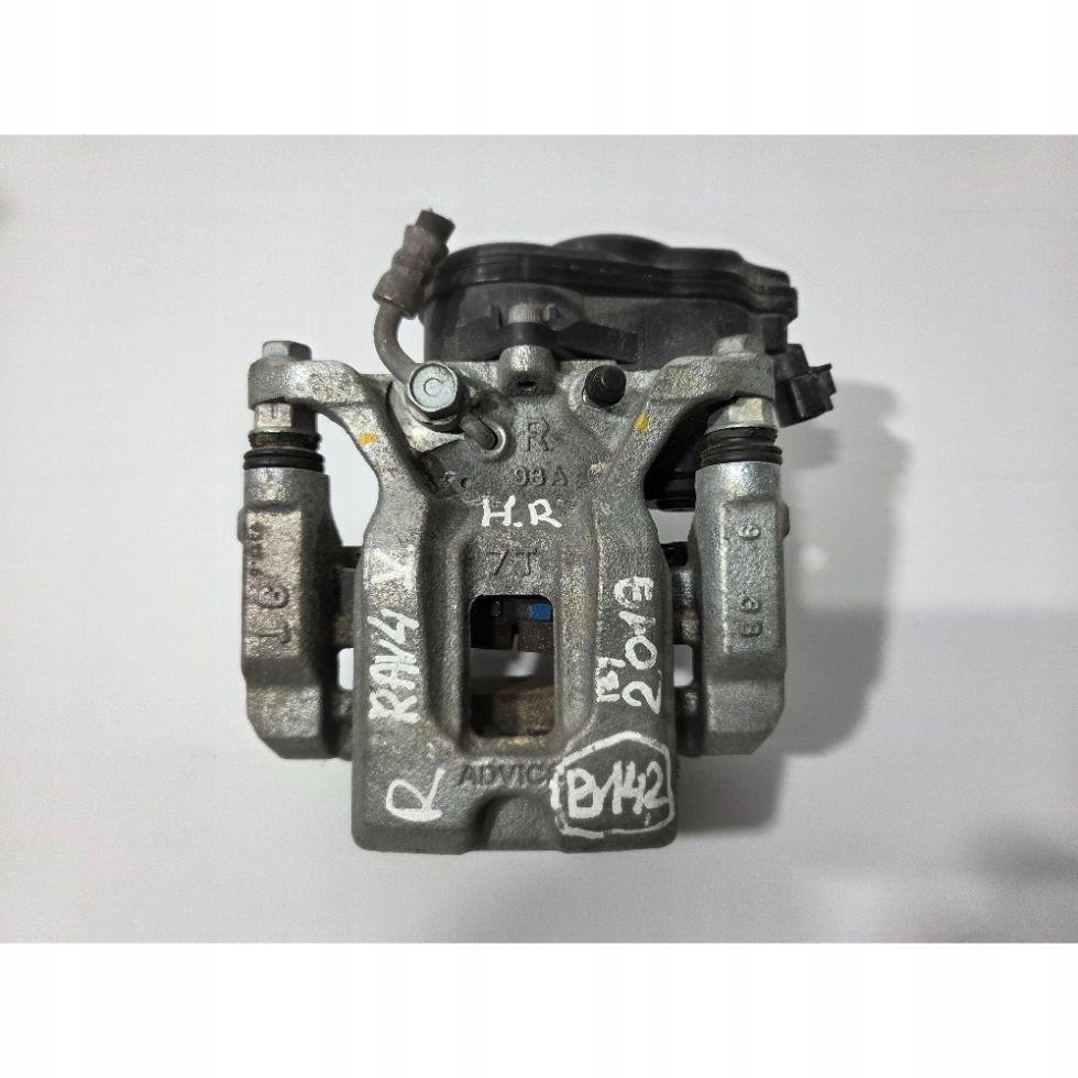 Toyota RAV 4 V XA50 caliper brake rear right (B142)