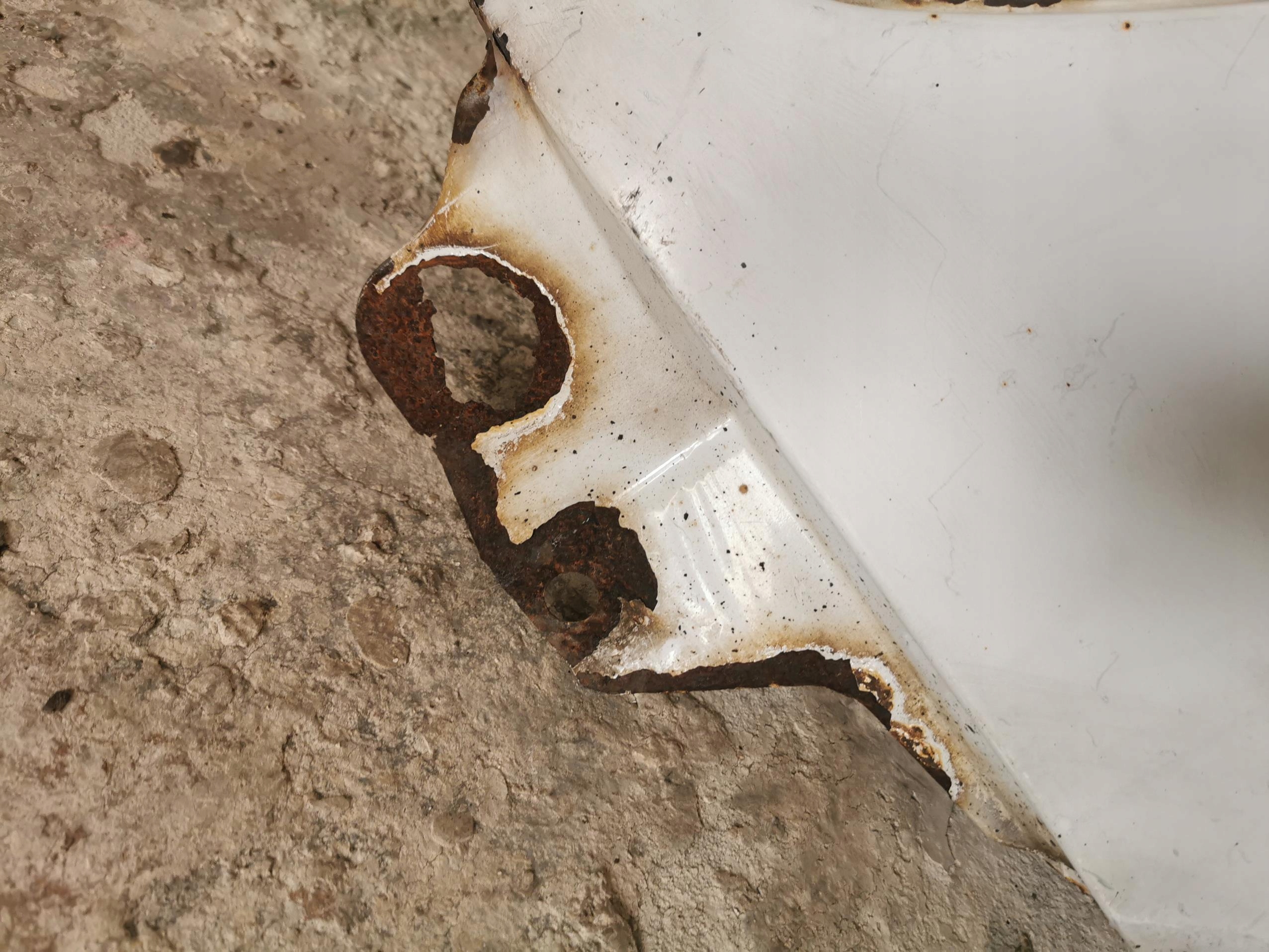 fender left front MERCEDES SPRINTER W901 95-00
