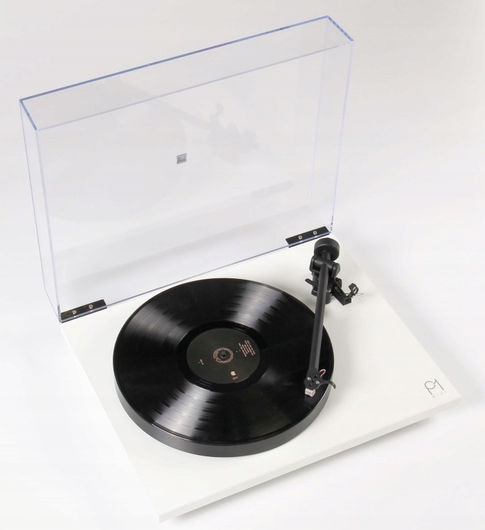 GRAMOFON Z WKŁADKĄ REGA CARBON MM REGA PLANAR 1 PLUS (P1 PLUS) BIAŁY Kod producenta 4260279729880